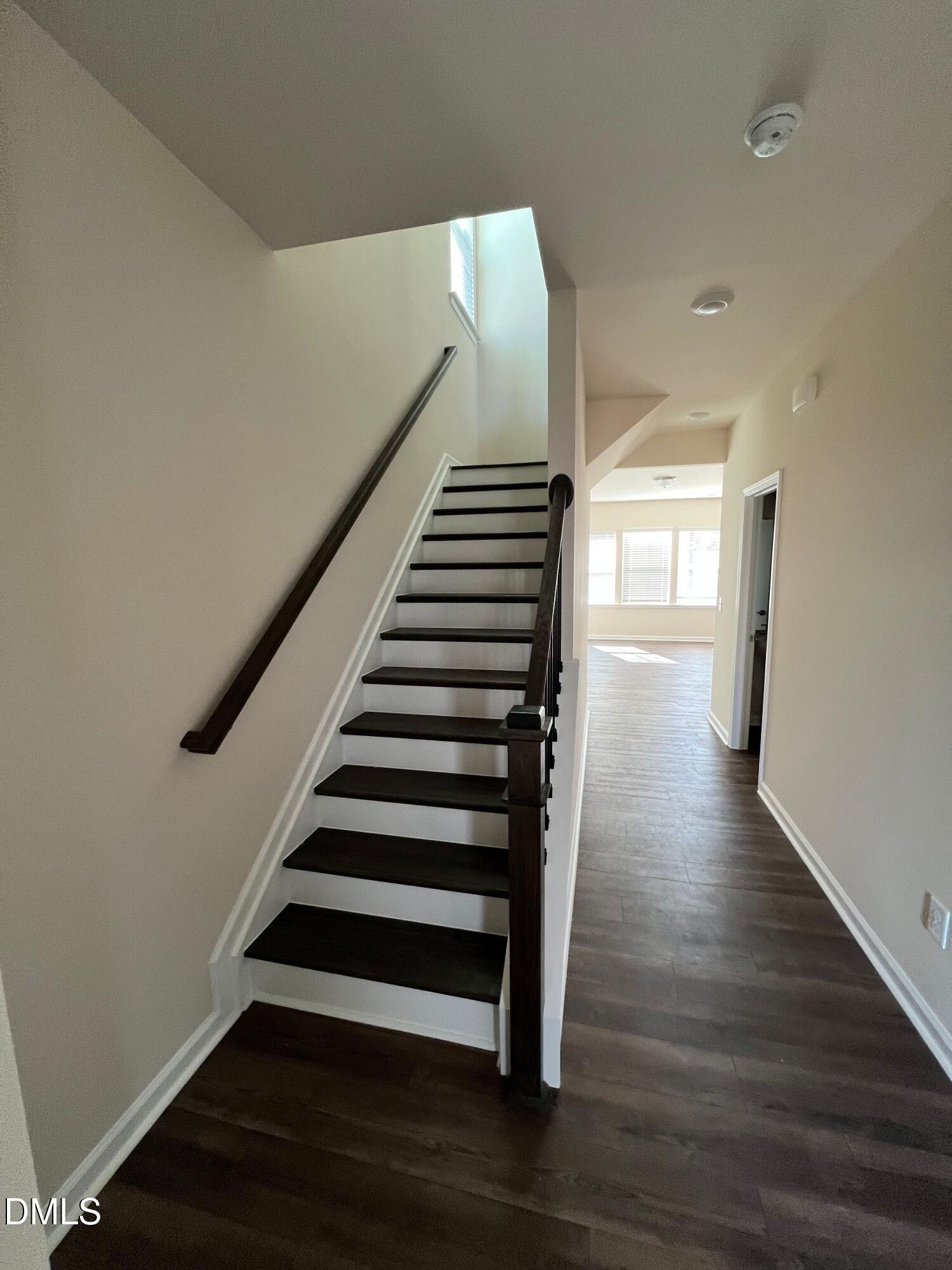 324 Glen Clova Drive Property Photo 2