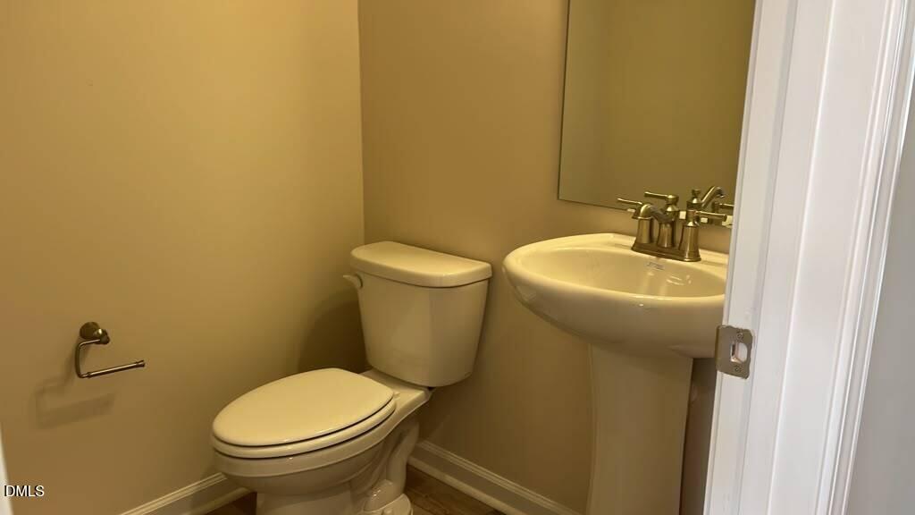 324 Glen Clova Drive Property Photo 6