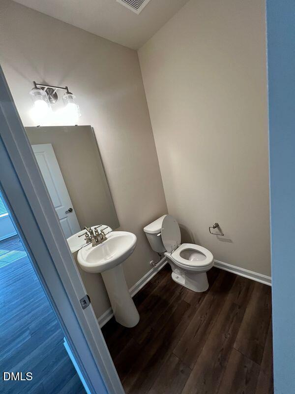 324 Glen Clova Drive Property Photo 7