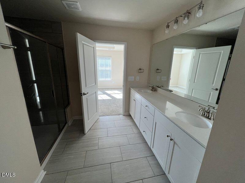 324 Glen Clova Drive Property Photo 16