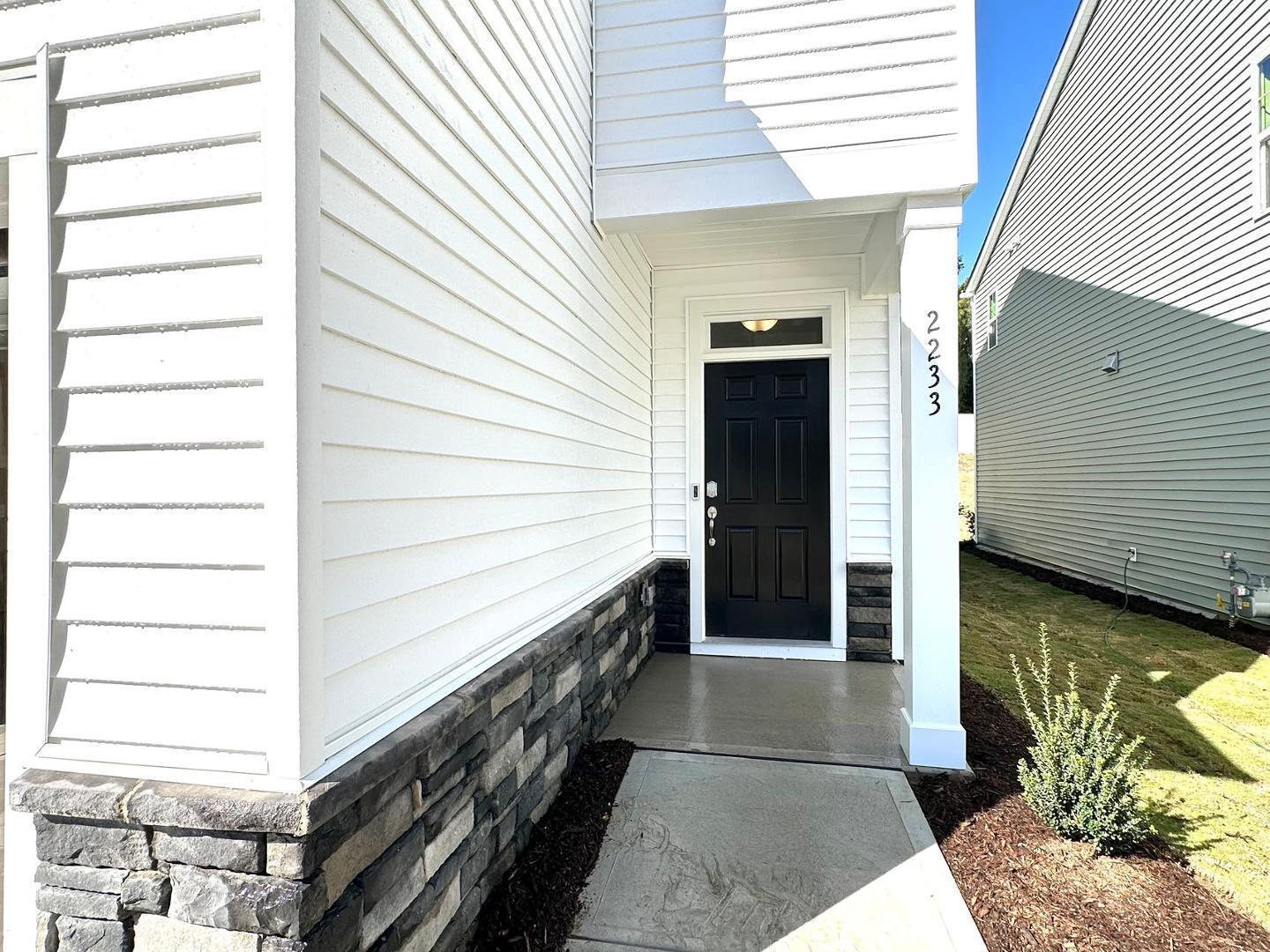 2233 Cape May Lane Property Photo 4