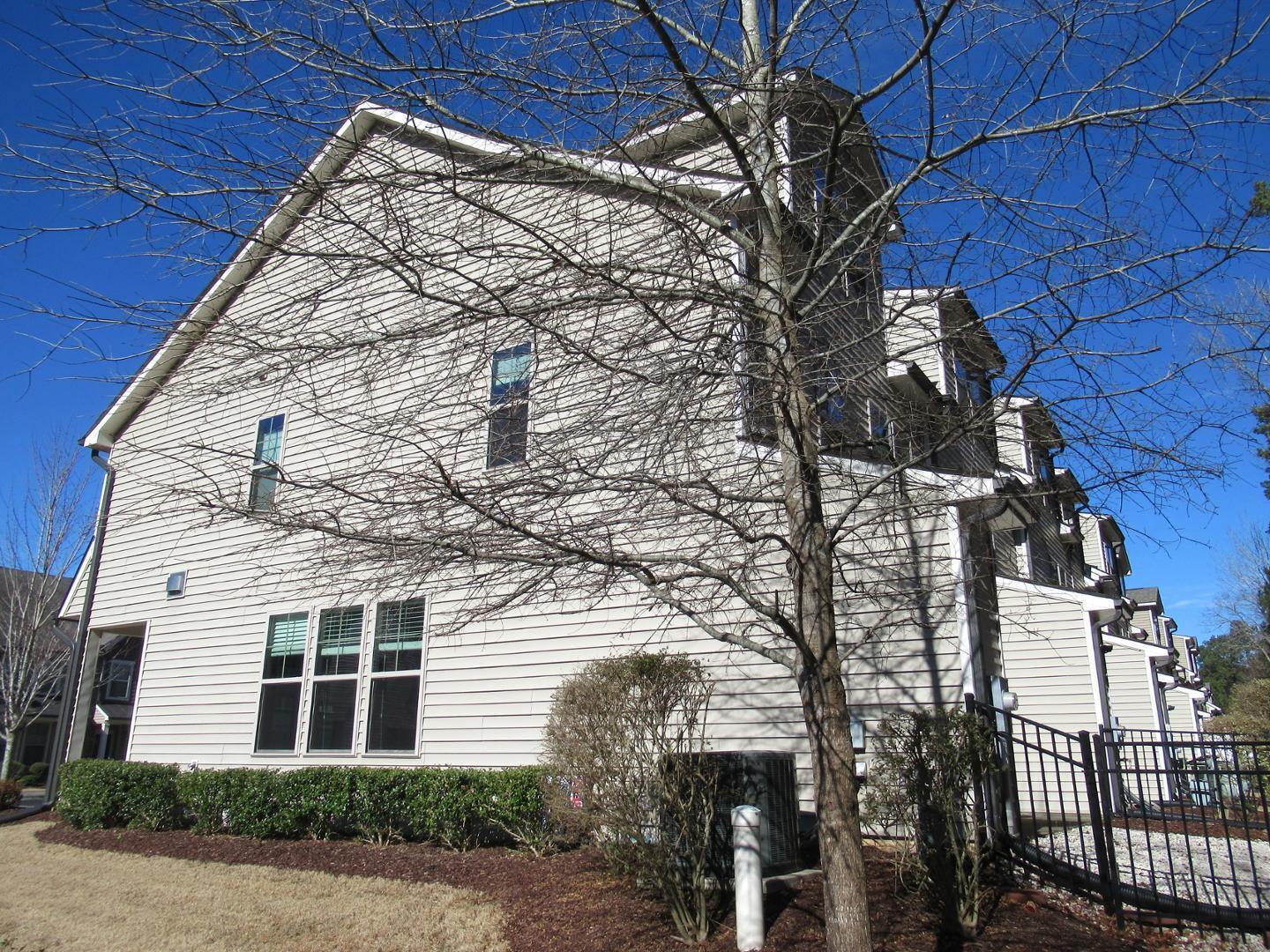 1125 Midtowne Way Property Photo 3