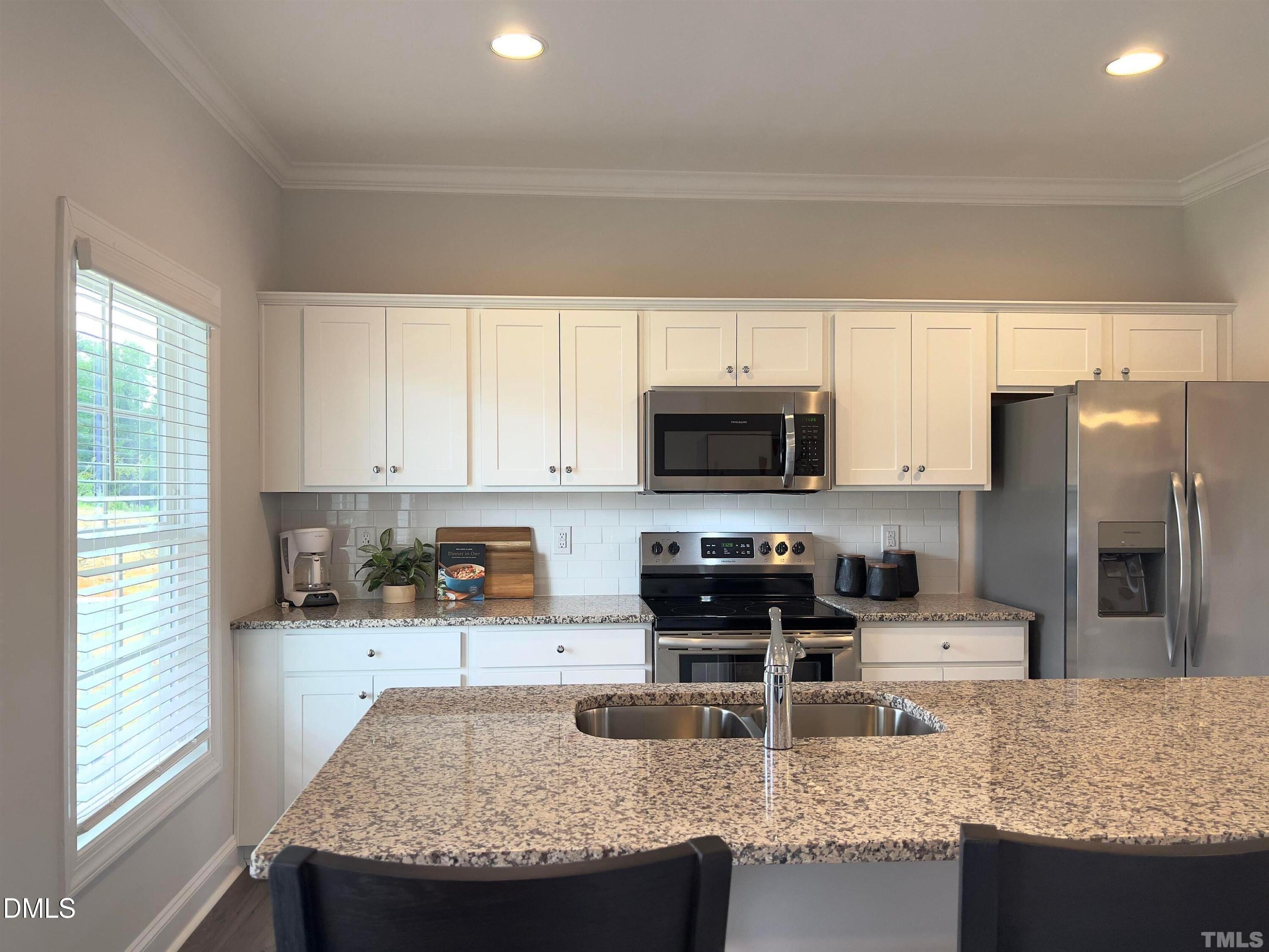 1033 Breadsell Lane Property Photo 4