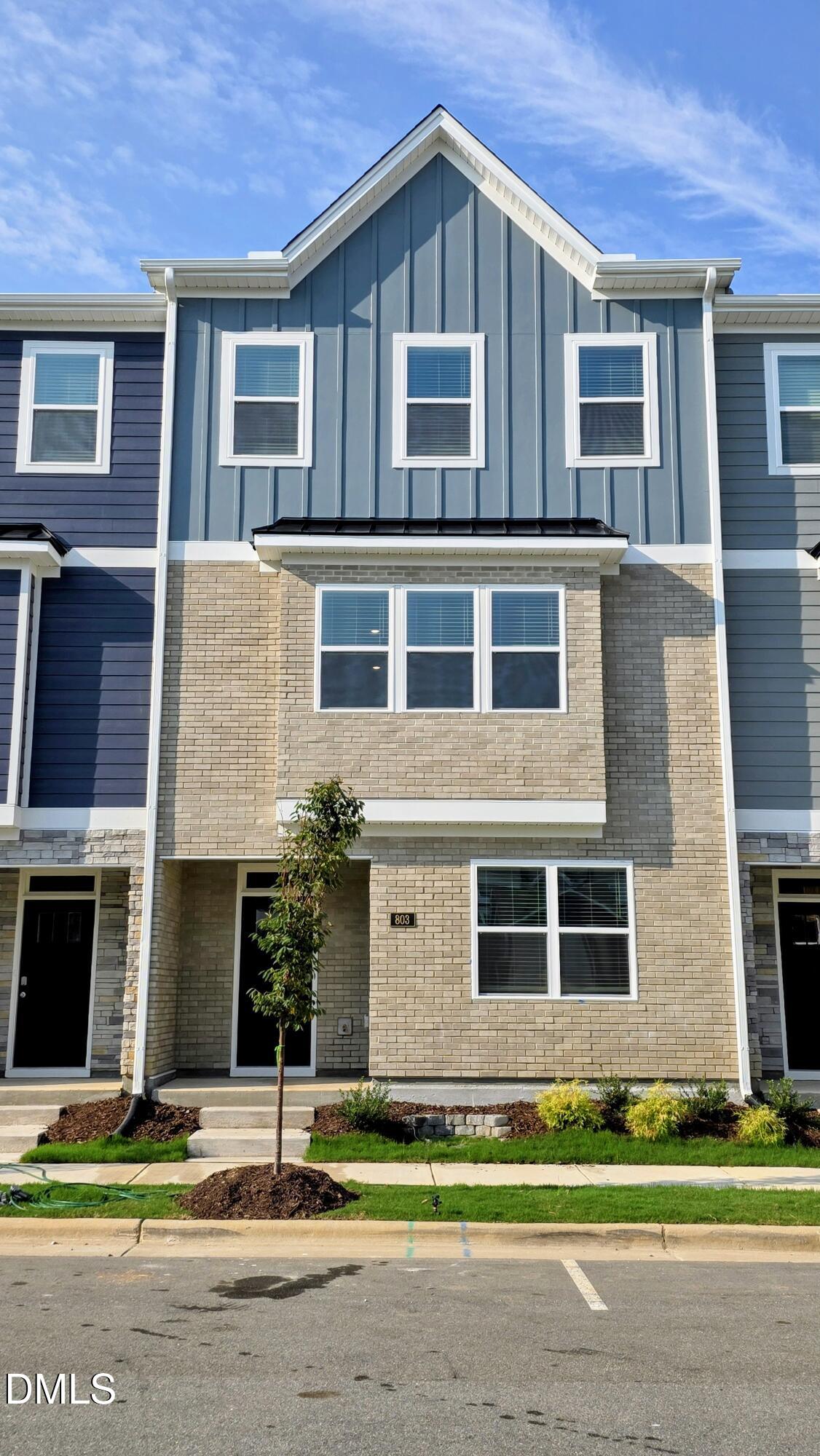 803 Lucky Clover Way Property Photo 1