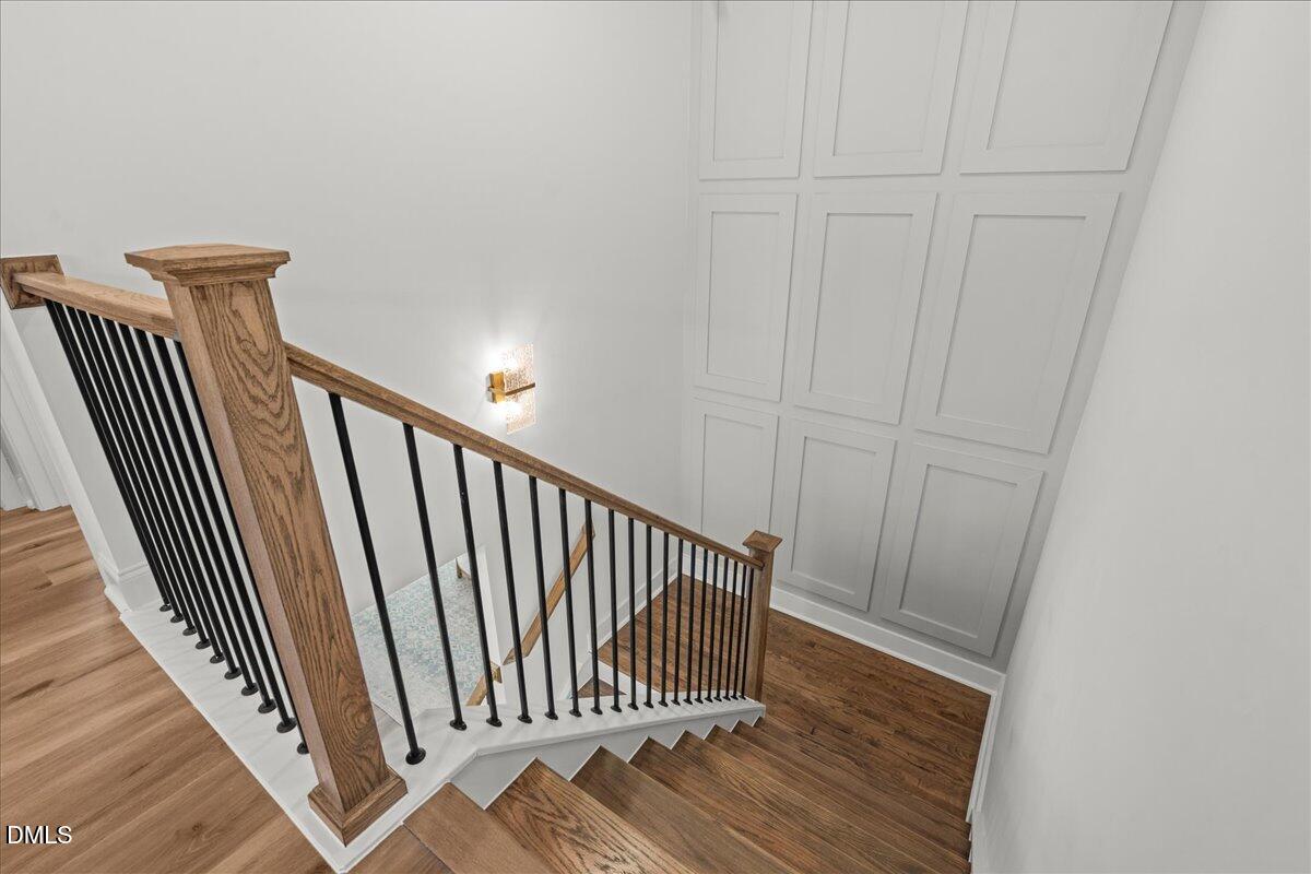 512 Hipwood Drive Property Photo 29