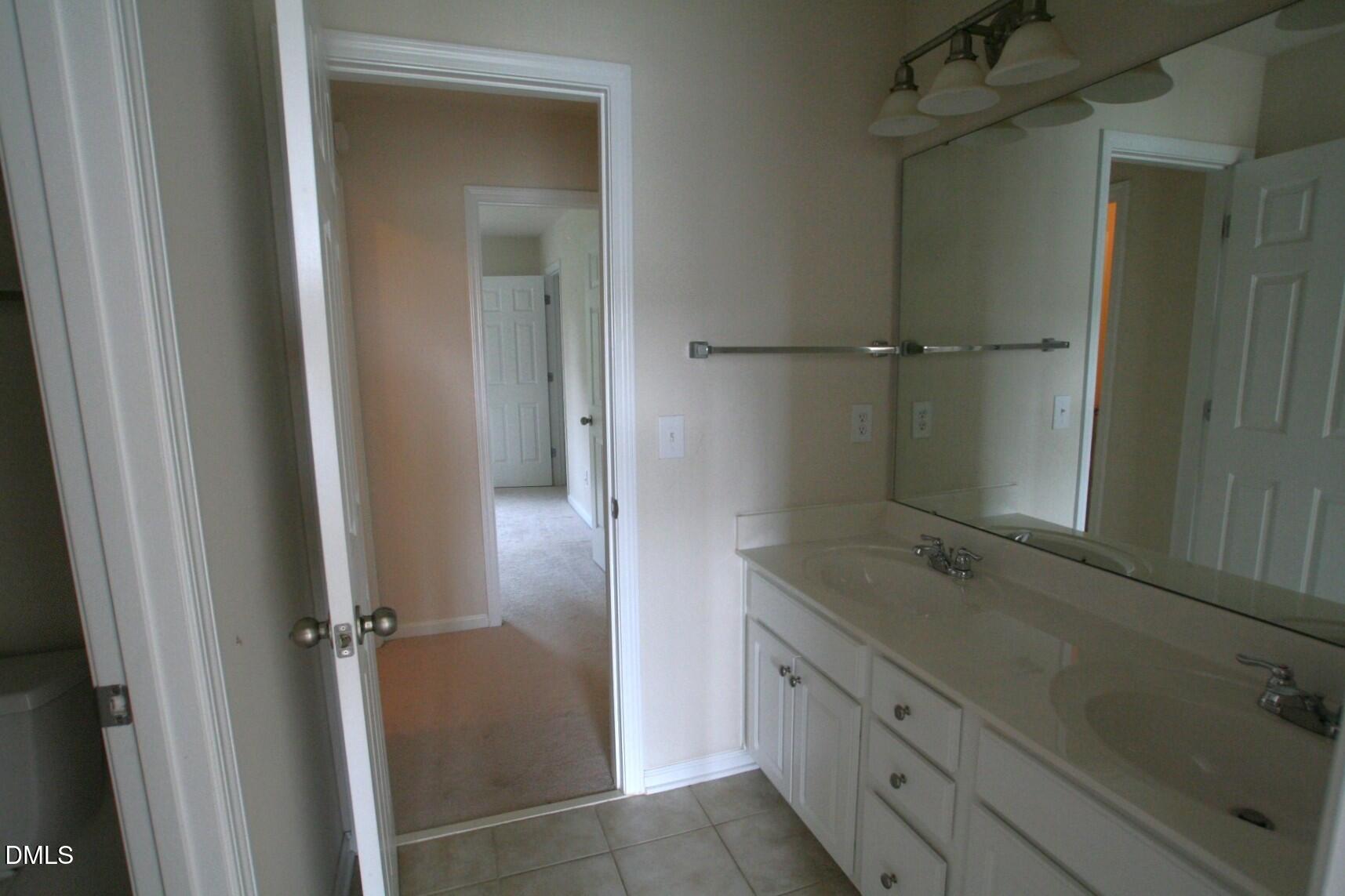 5324 Shaker Heights Lane Property Photo 15