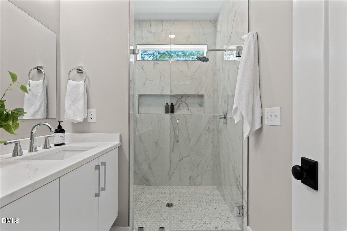 720 Oakwood Avenue 101 Property Photo 29