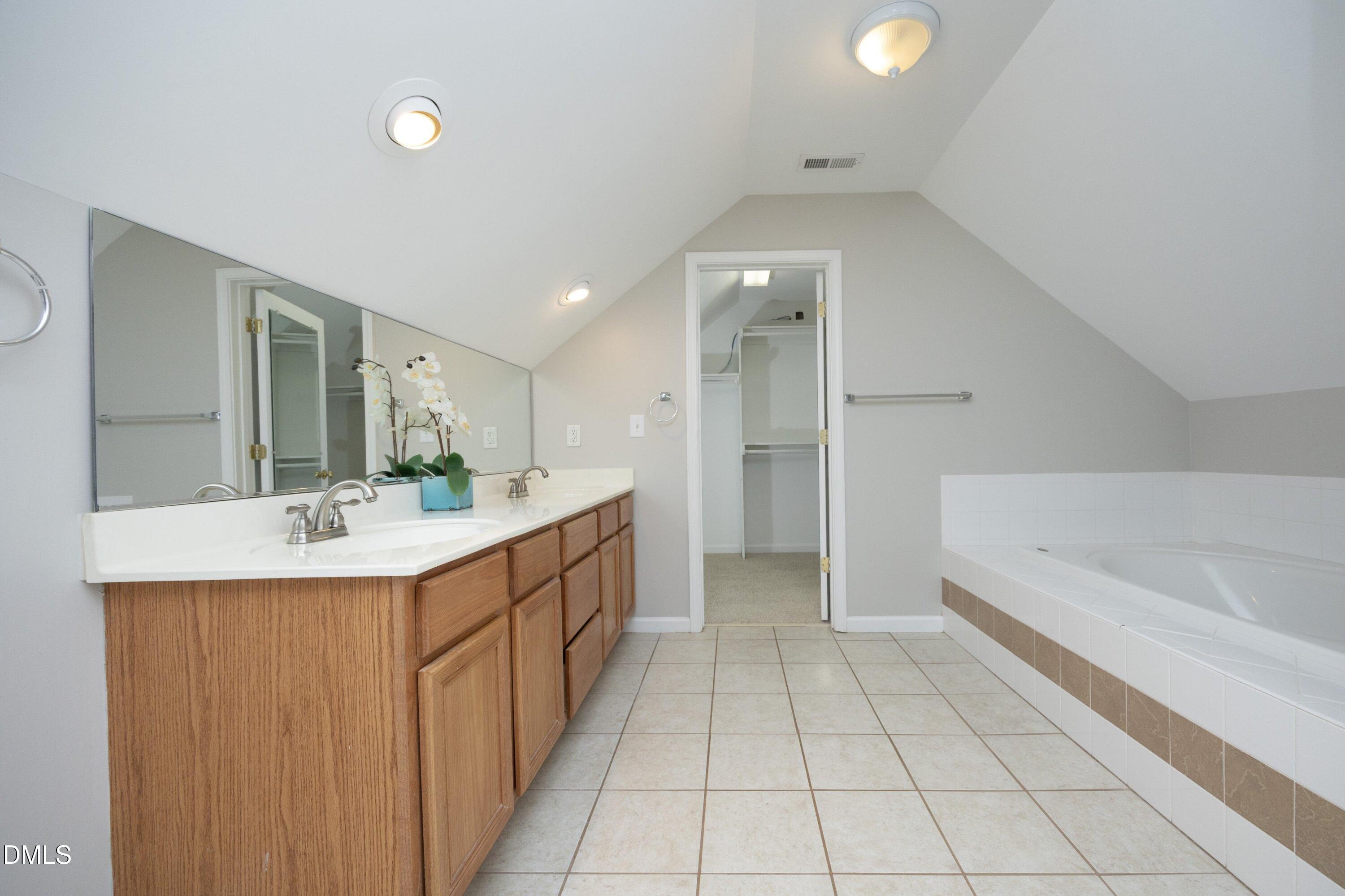 4753 Sunset Lake Road Property Photo 18