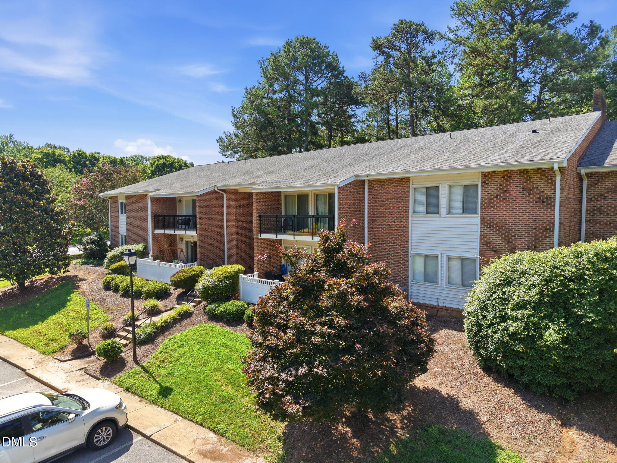 4513 Edwards Mill Road E Property Photo 17