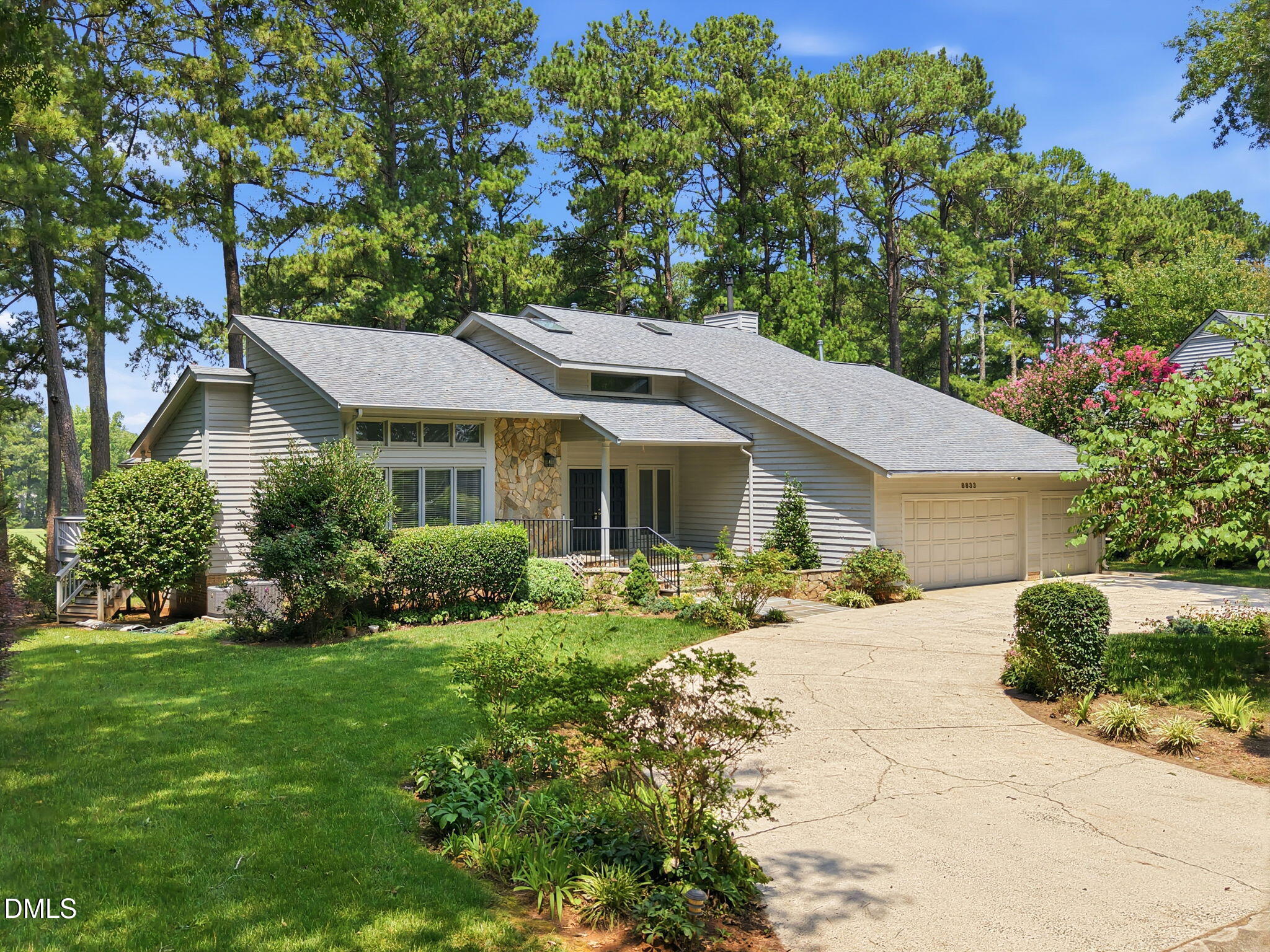 8833 Wildwood Links Property Photo 1