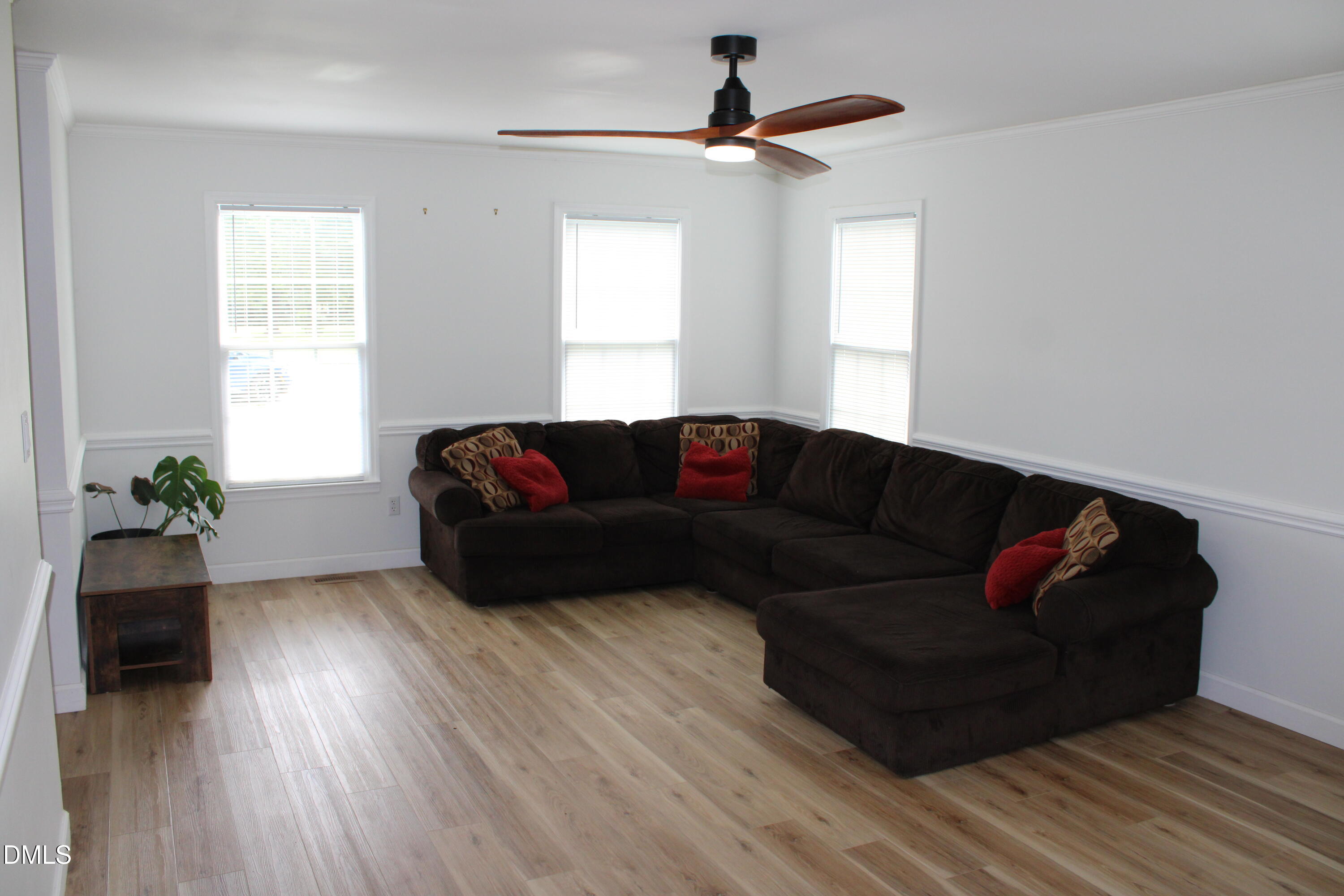 105 Carriage Court Property Photo 3
