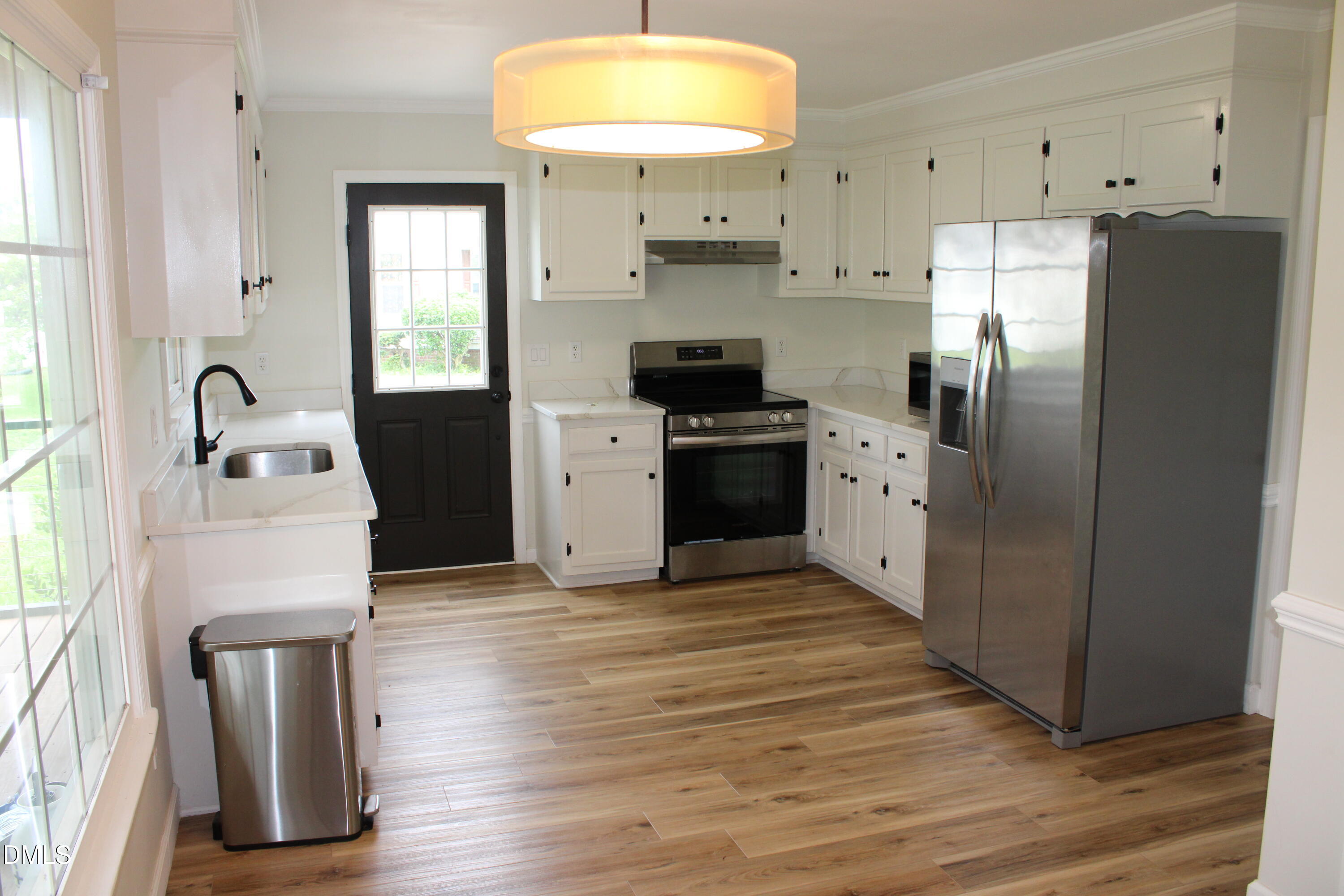 105 Carriage Court Property Photo 4