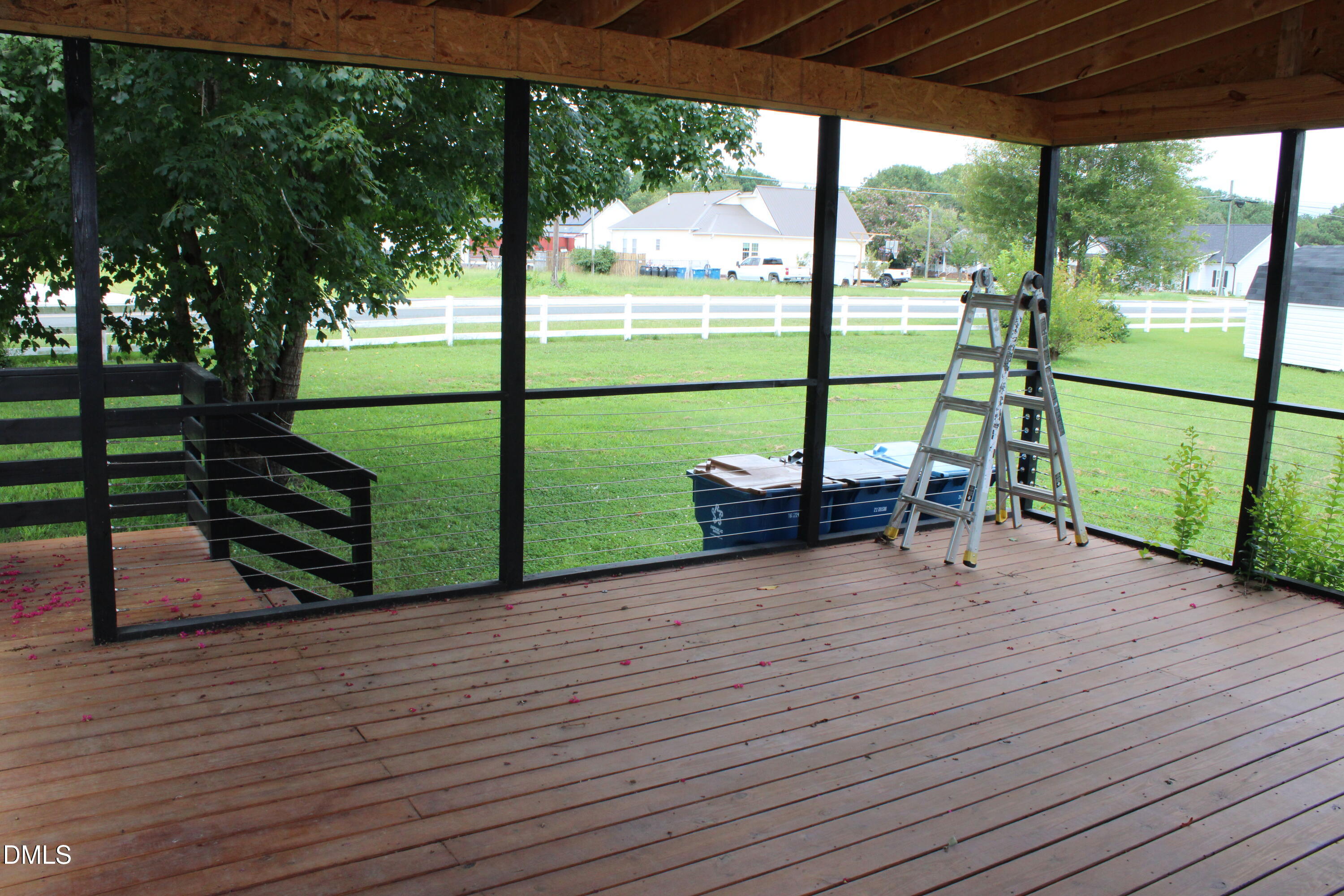 105 Carriage Court Property Photo 13