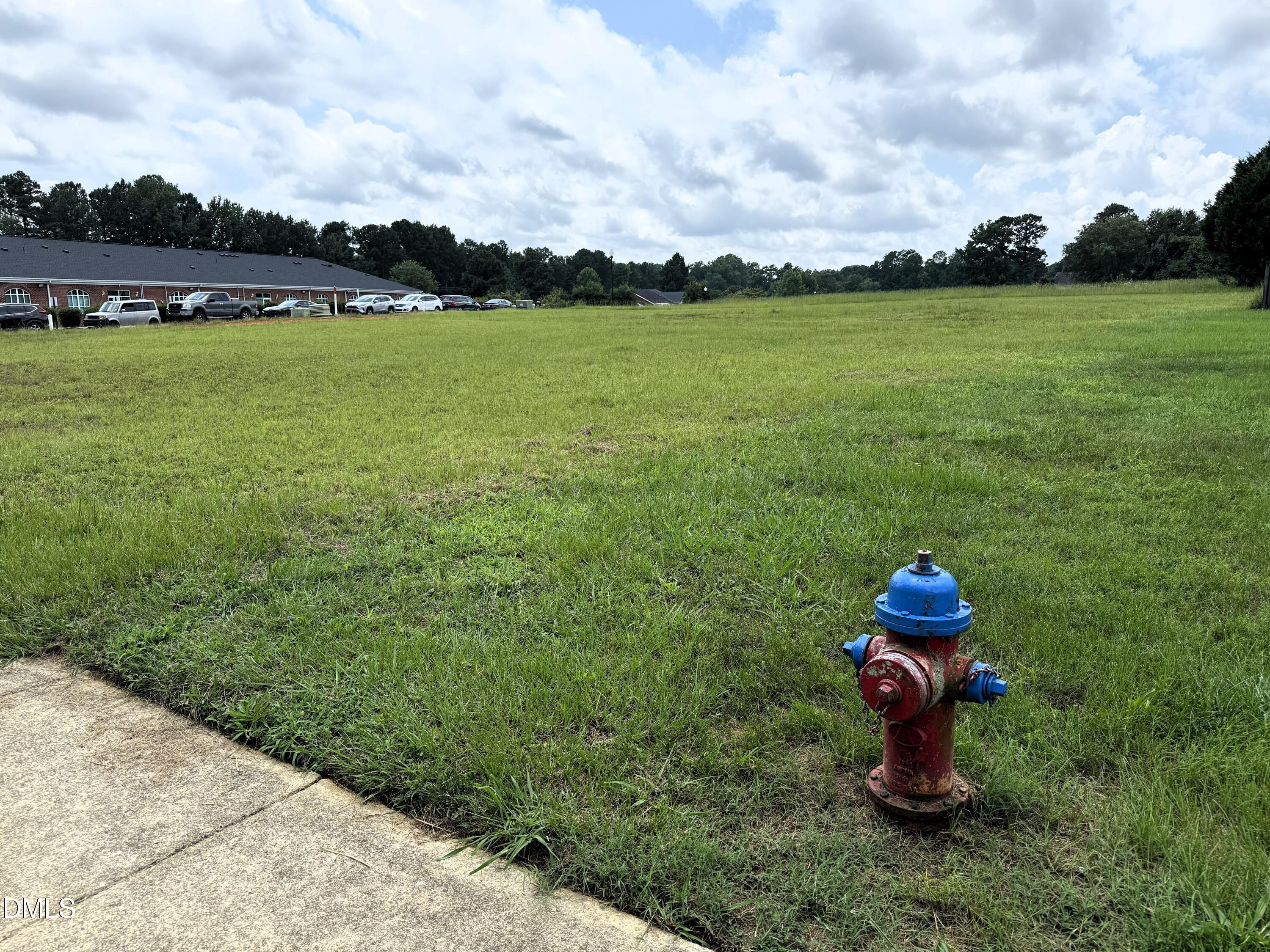 200 Winding Wood Drive Property Photo 2
