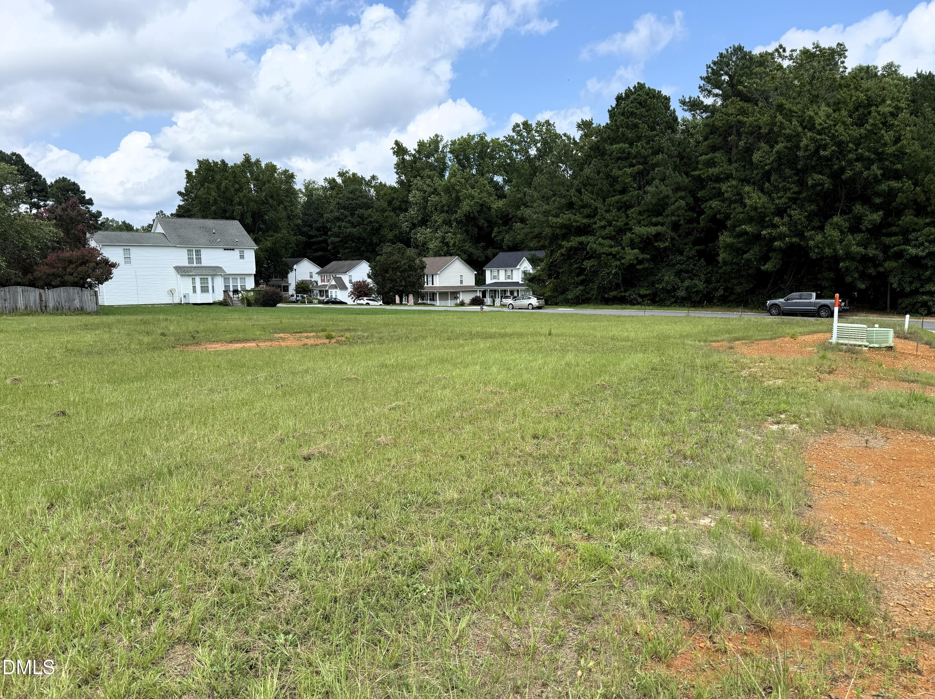 200 Winding Wood Drive Property Photo 3