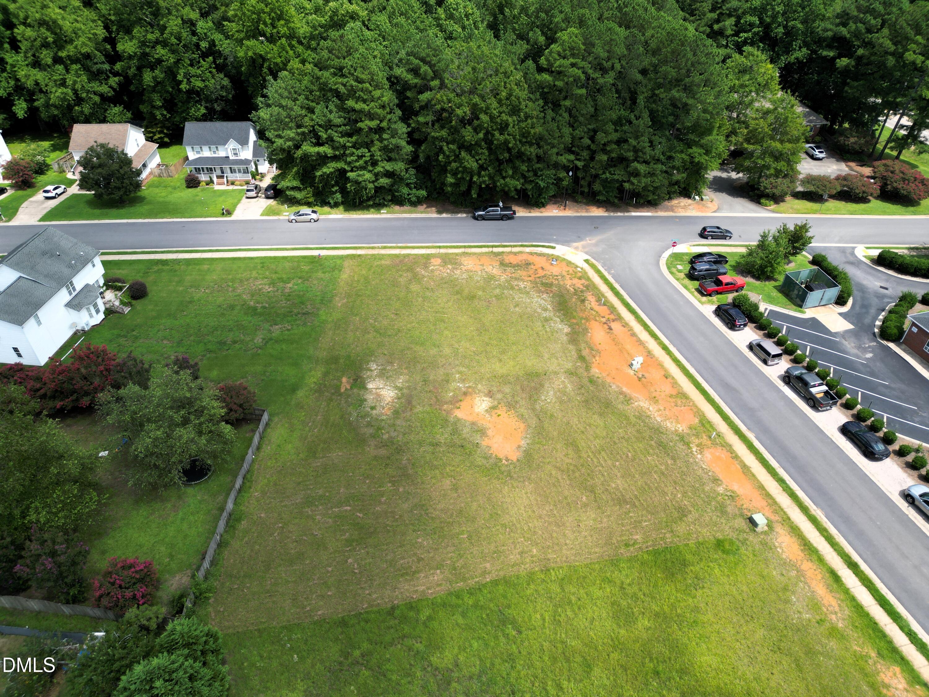 200 Winding Wood Drive Property Photo 6