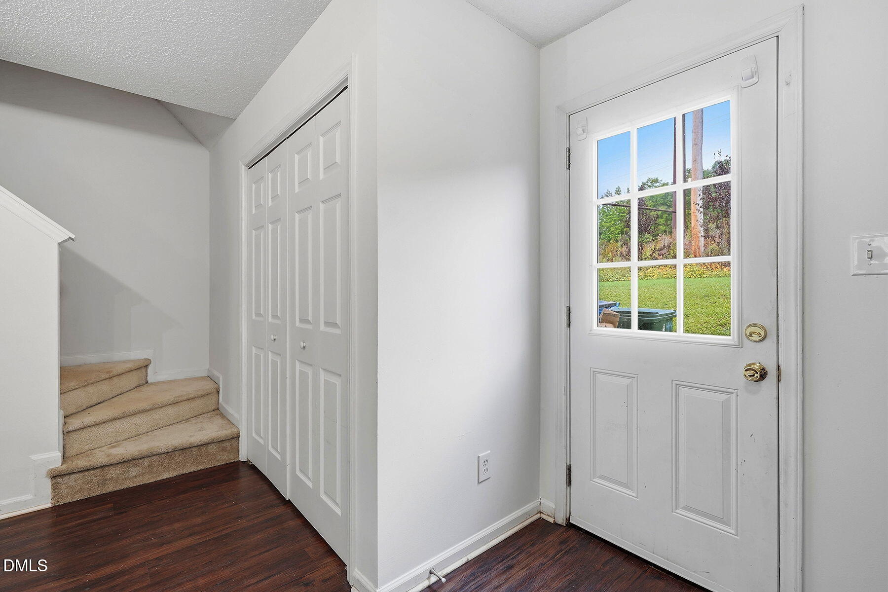 2130 Walnut Bluffs Lane Property Photo 17