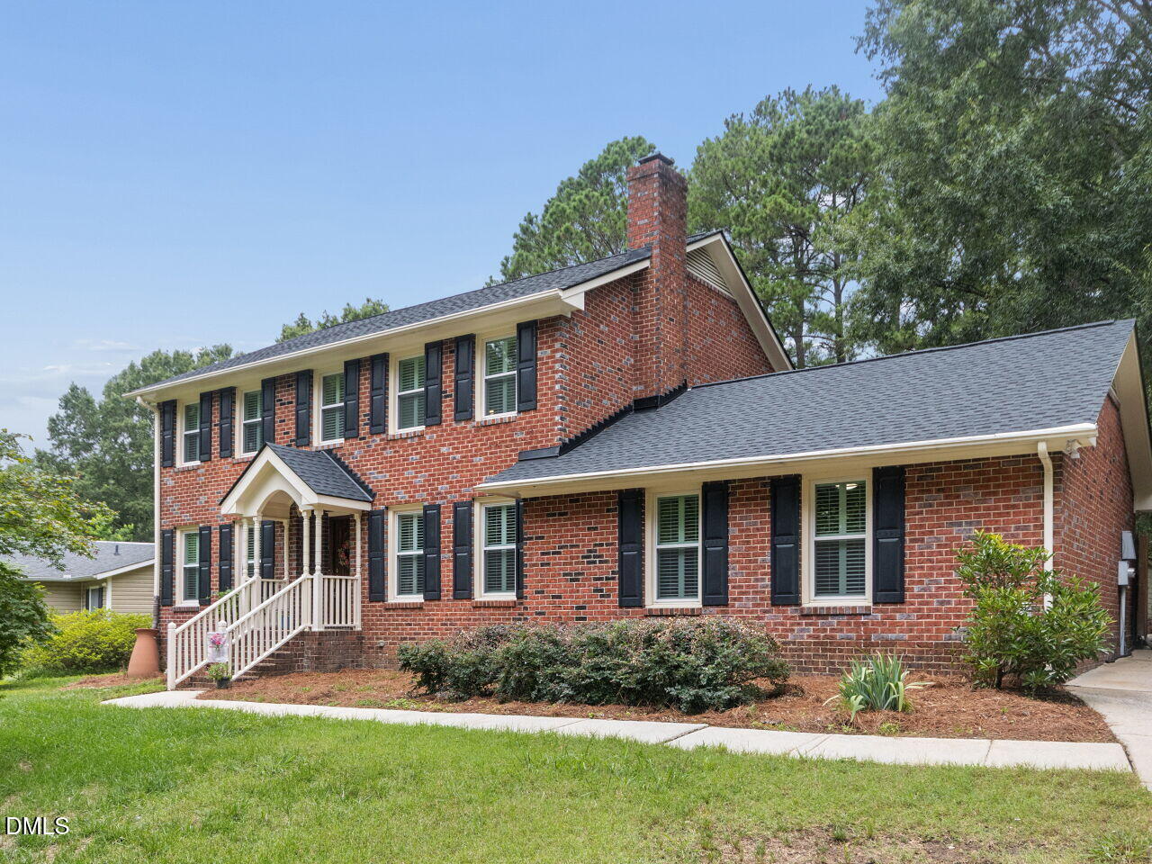 908 Buckingham Road Property Photo 1