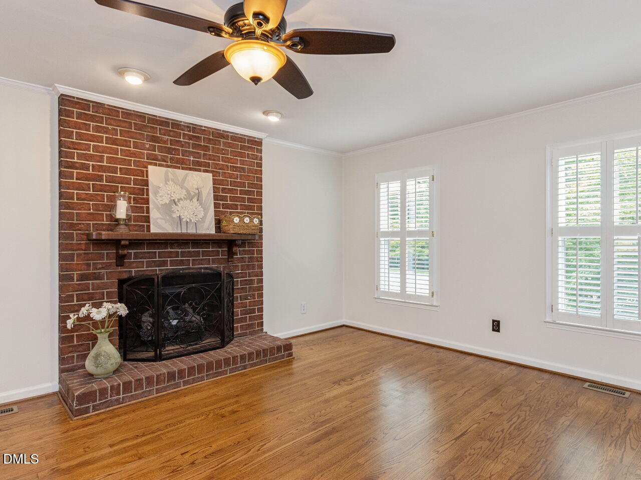 908 Buckingham Road Property Photo 6