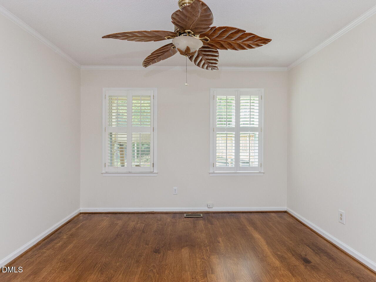 908 Buckingham Road Property Photo 15