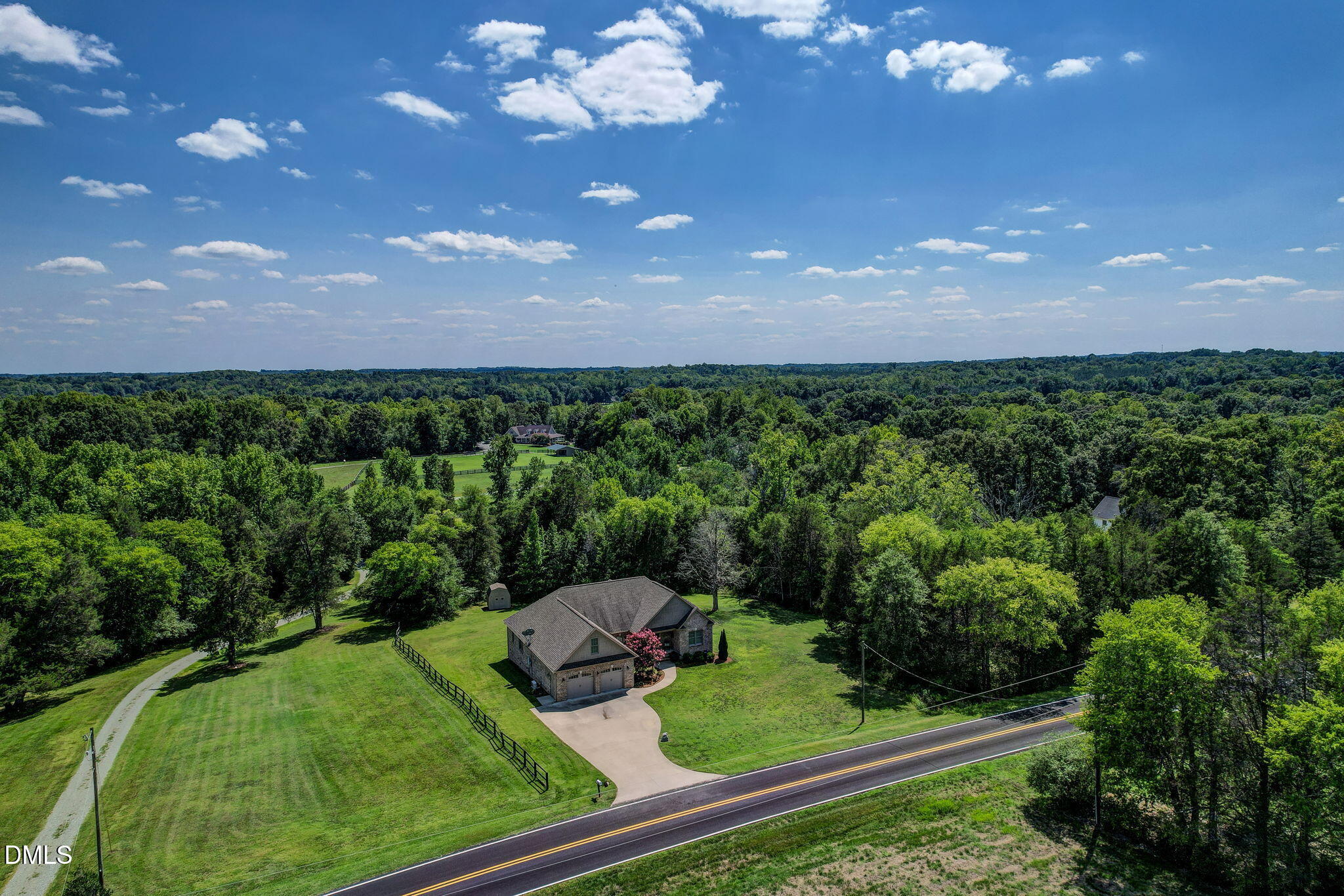 4990 Sartin Road Property Photo 4