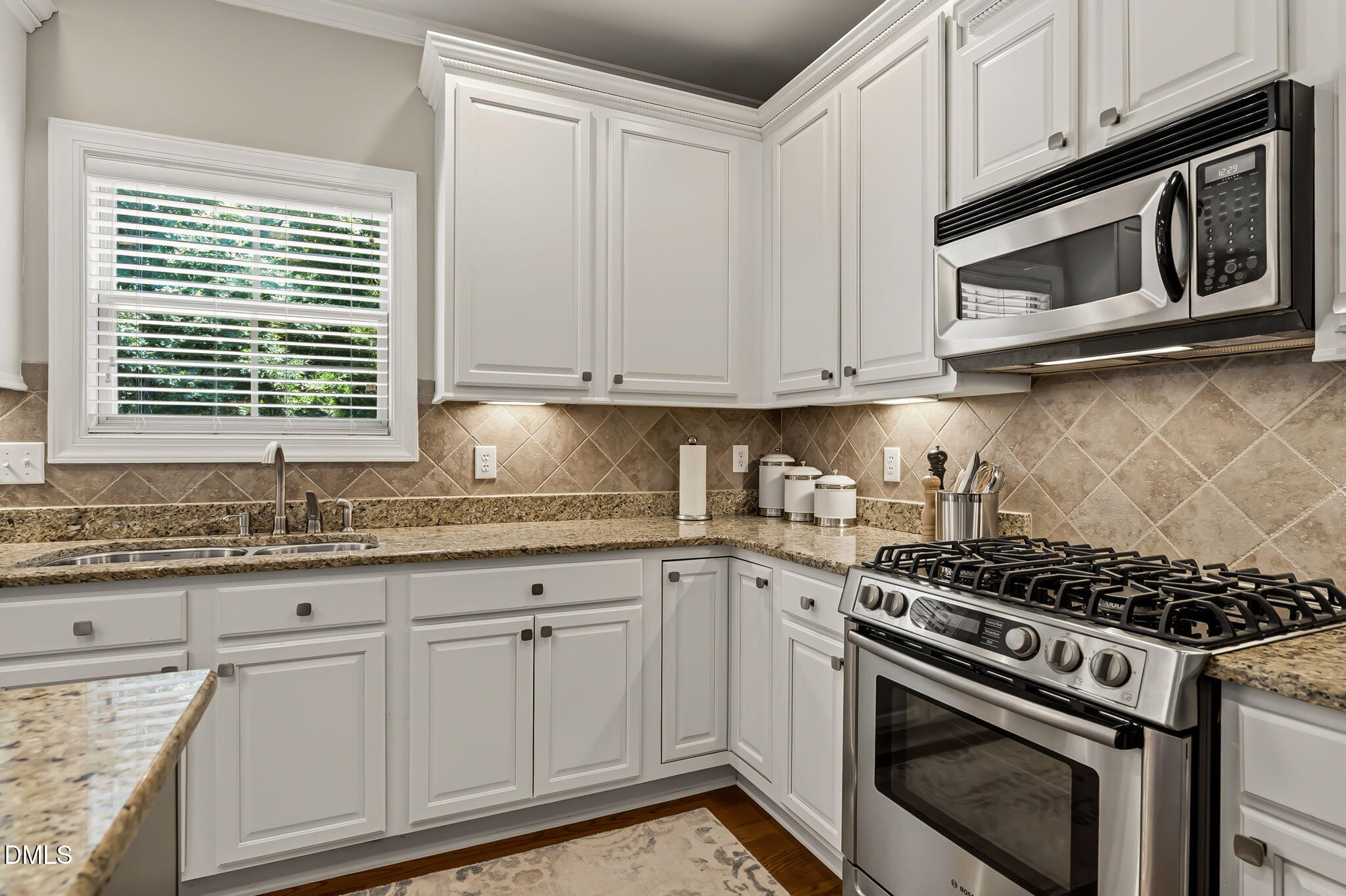 8227 Cushing Street Property Photo 24