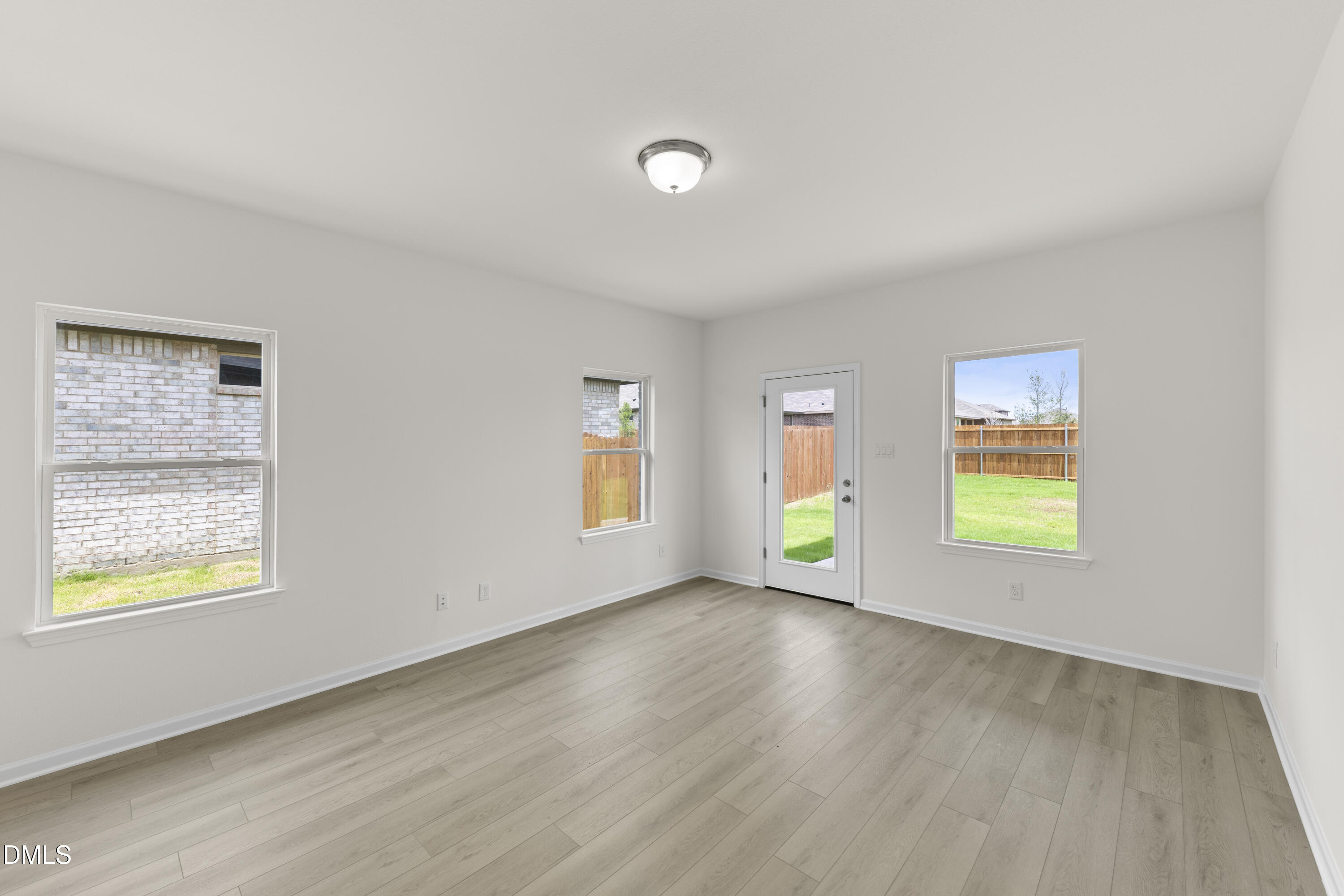 95 Chardonnay Drive Property Photo 7