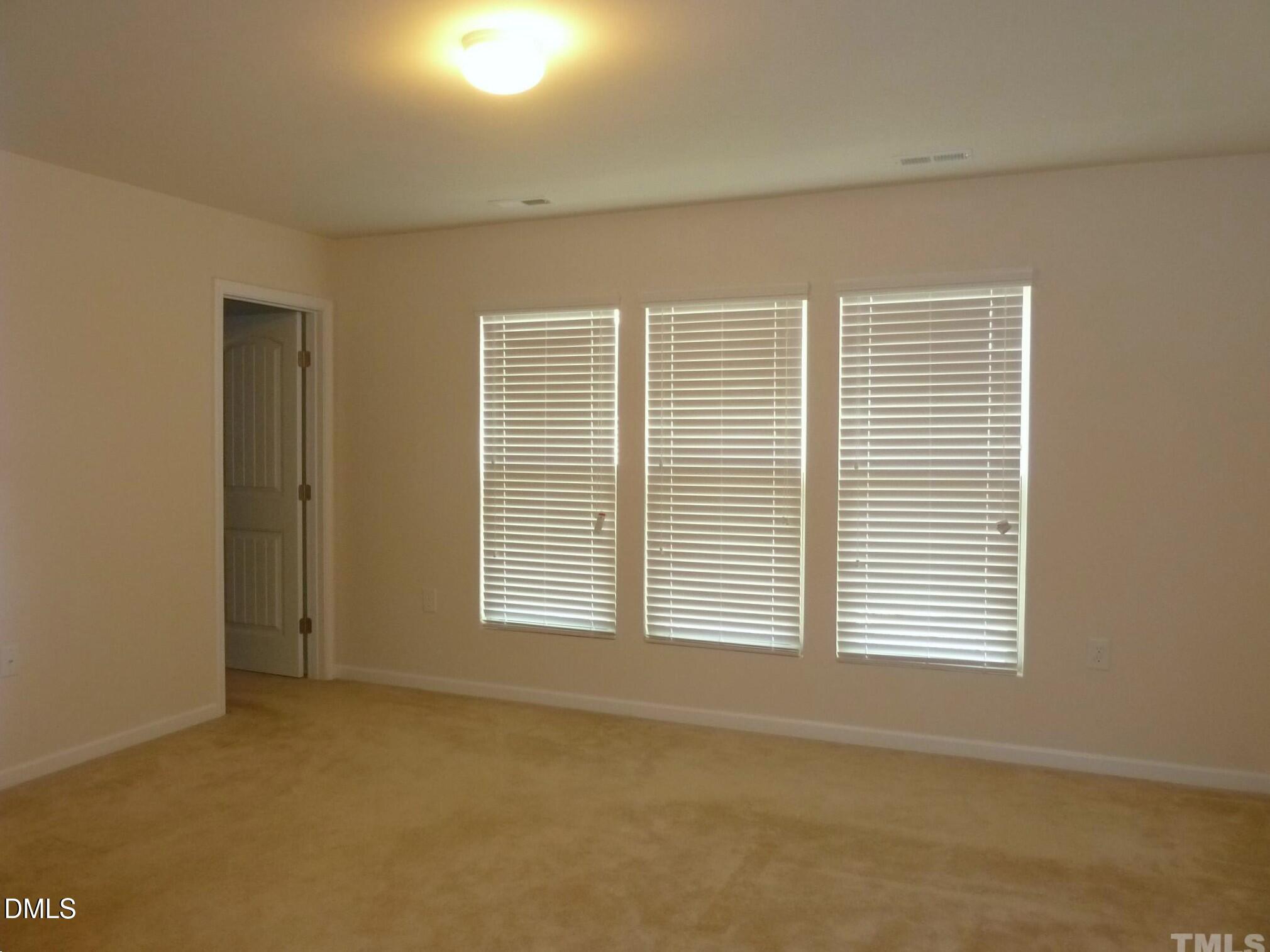521 Denhoff Drive Property Photo 5