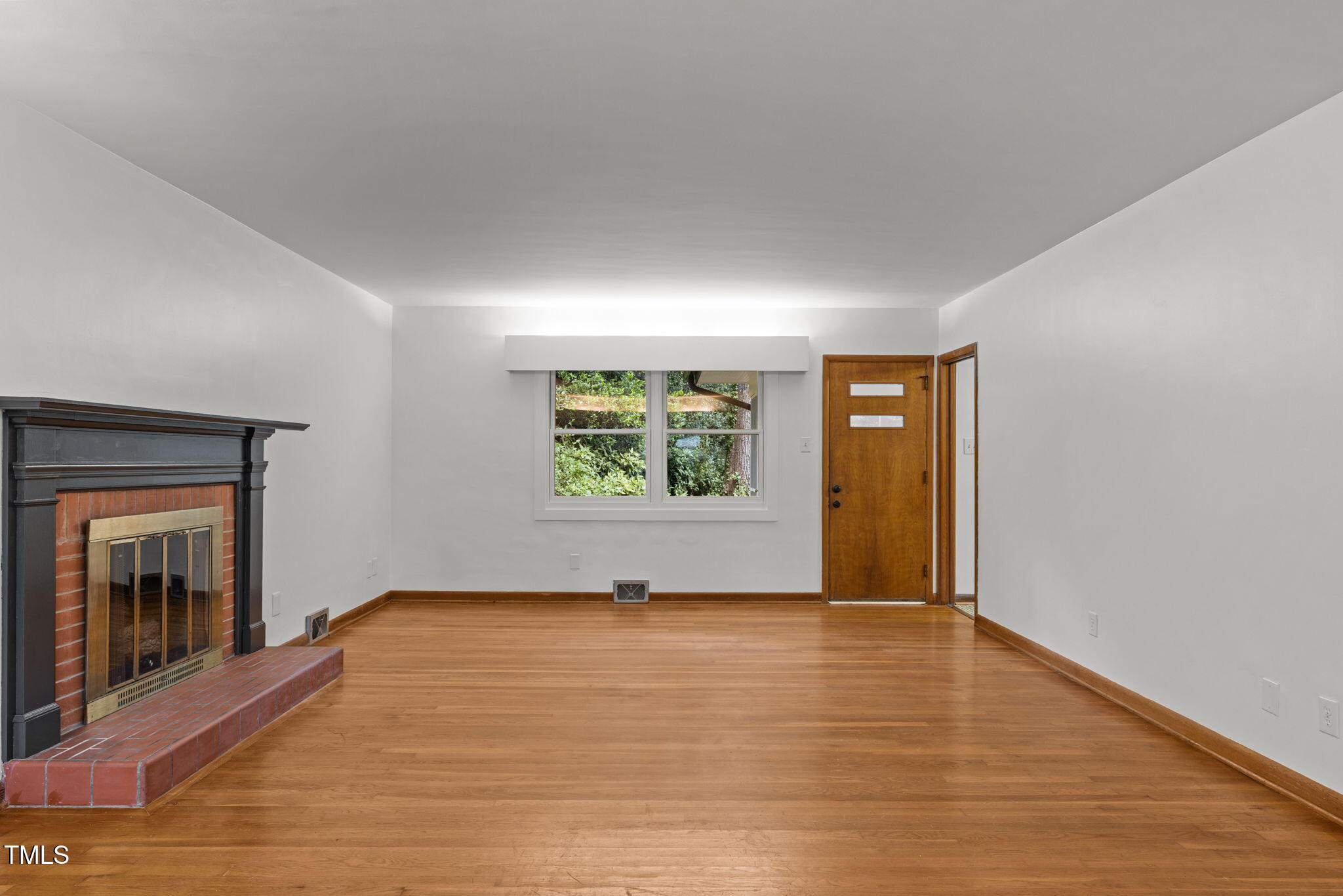 3026 Devonshire Drive Property Photo 6