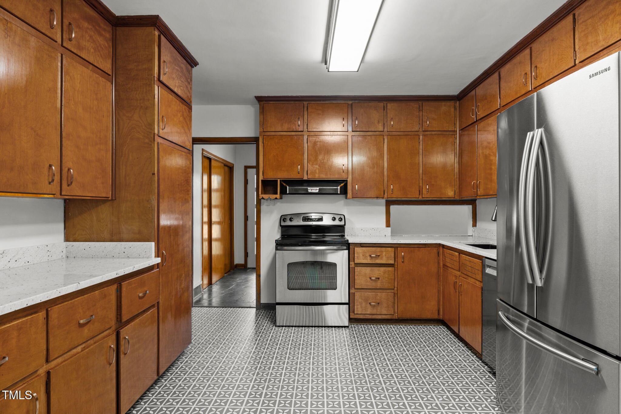 3026 Devonshire Drive Property Photo 8