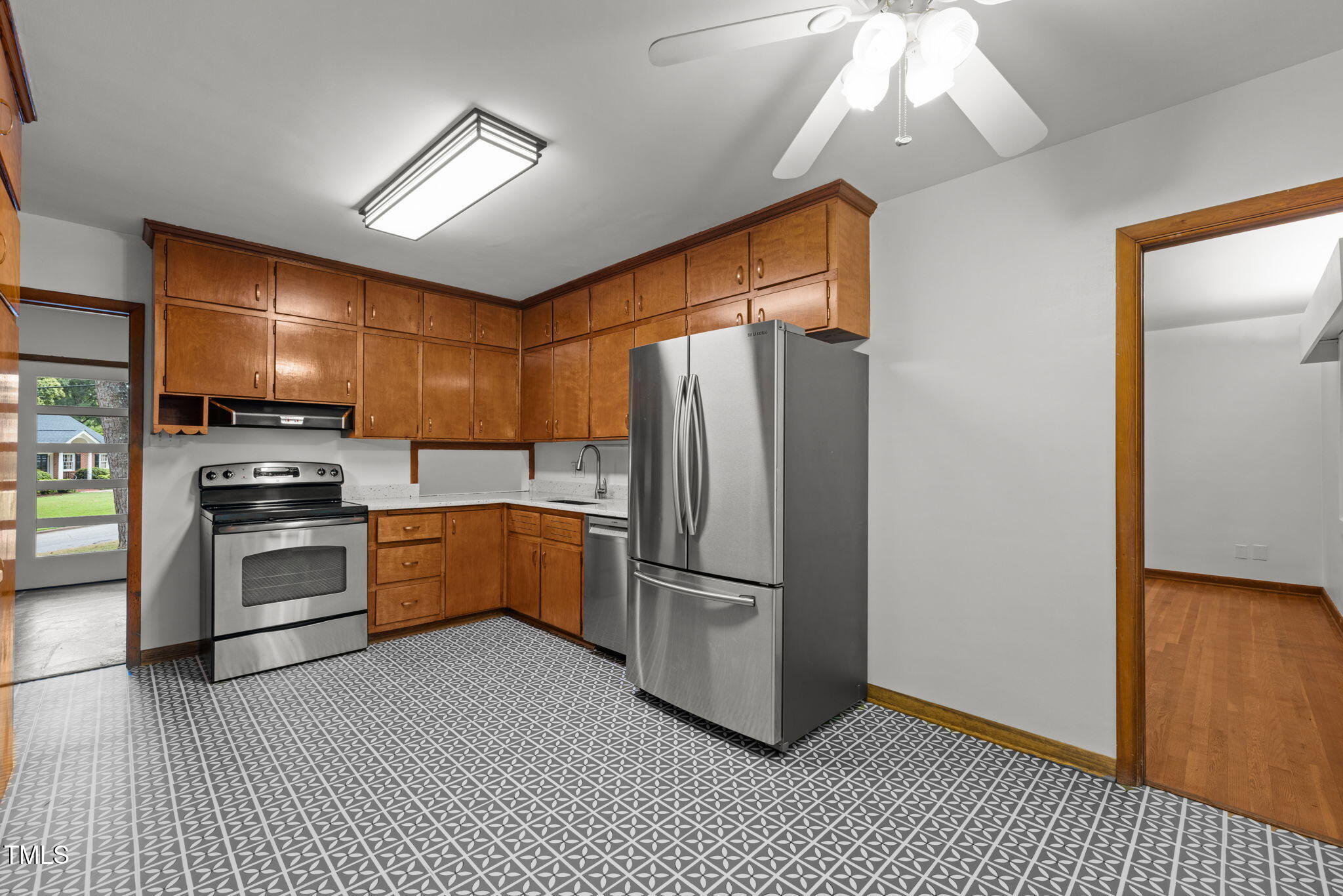 3026 Devonshire Drive Property Photo 9