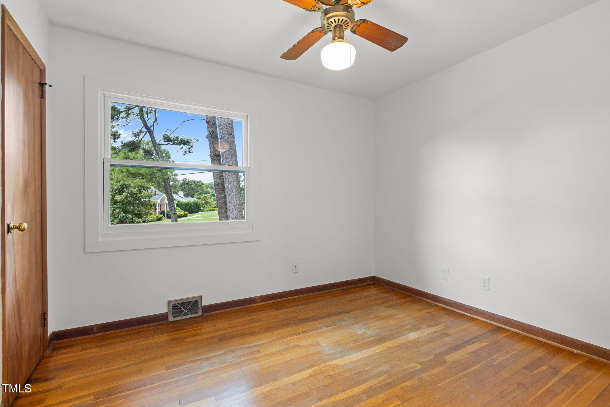 3026 Devonshire Drive Property Photo 16