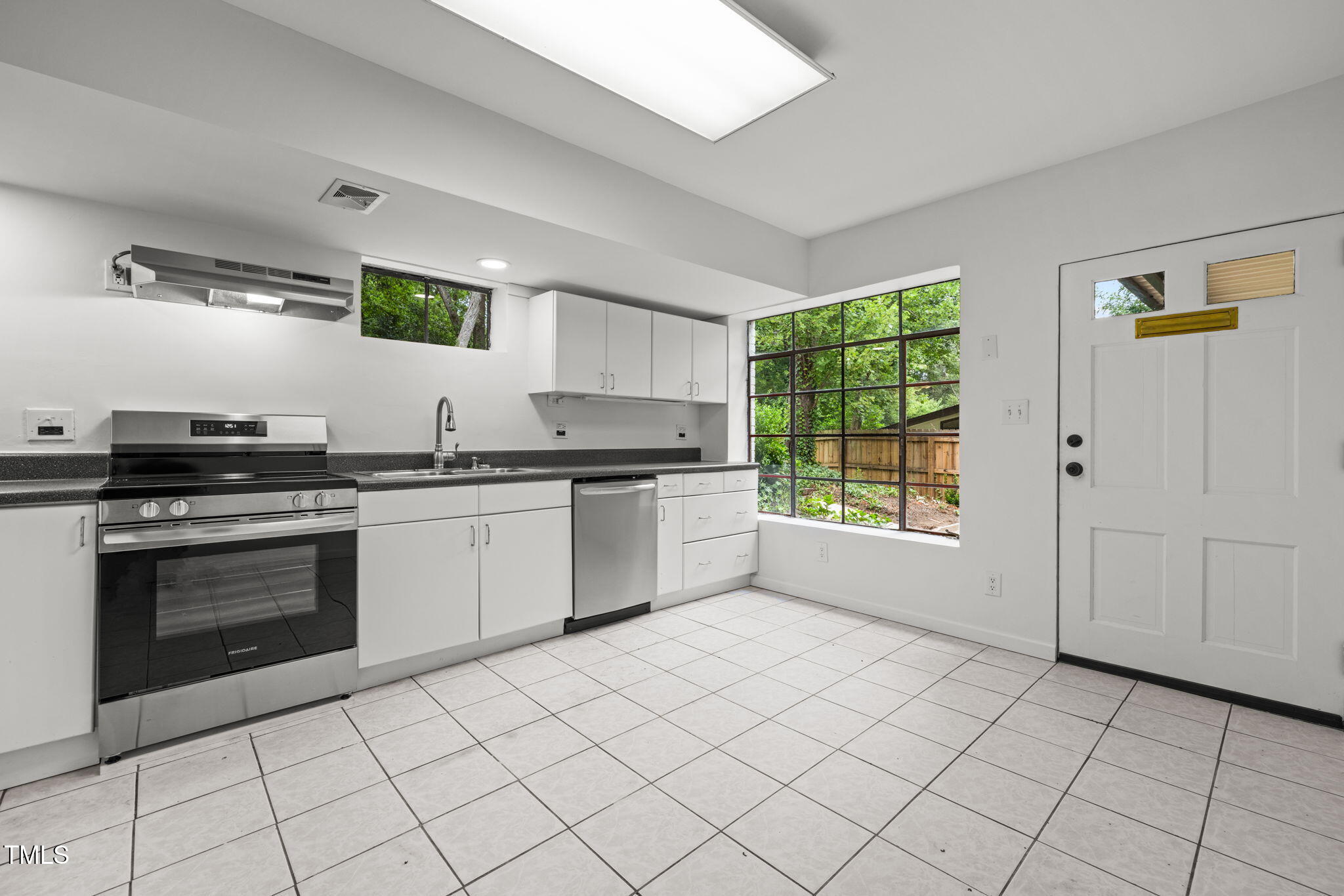 3026 Devonshire Drive Property Photo 28