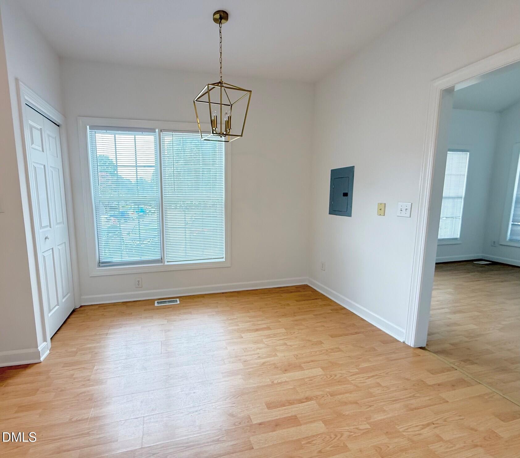 2701 Sterling Park Drive Property Photo 7