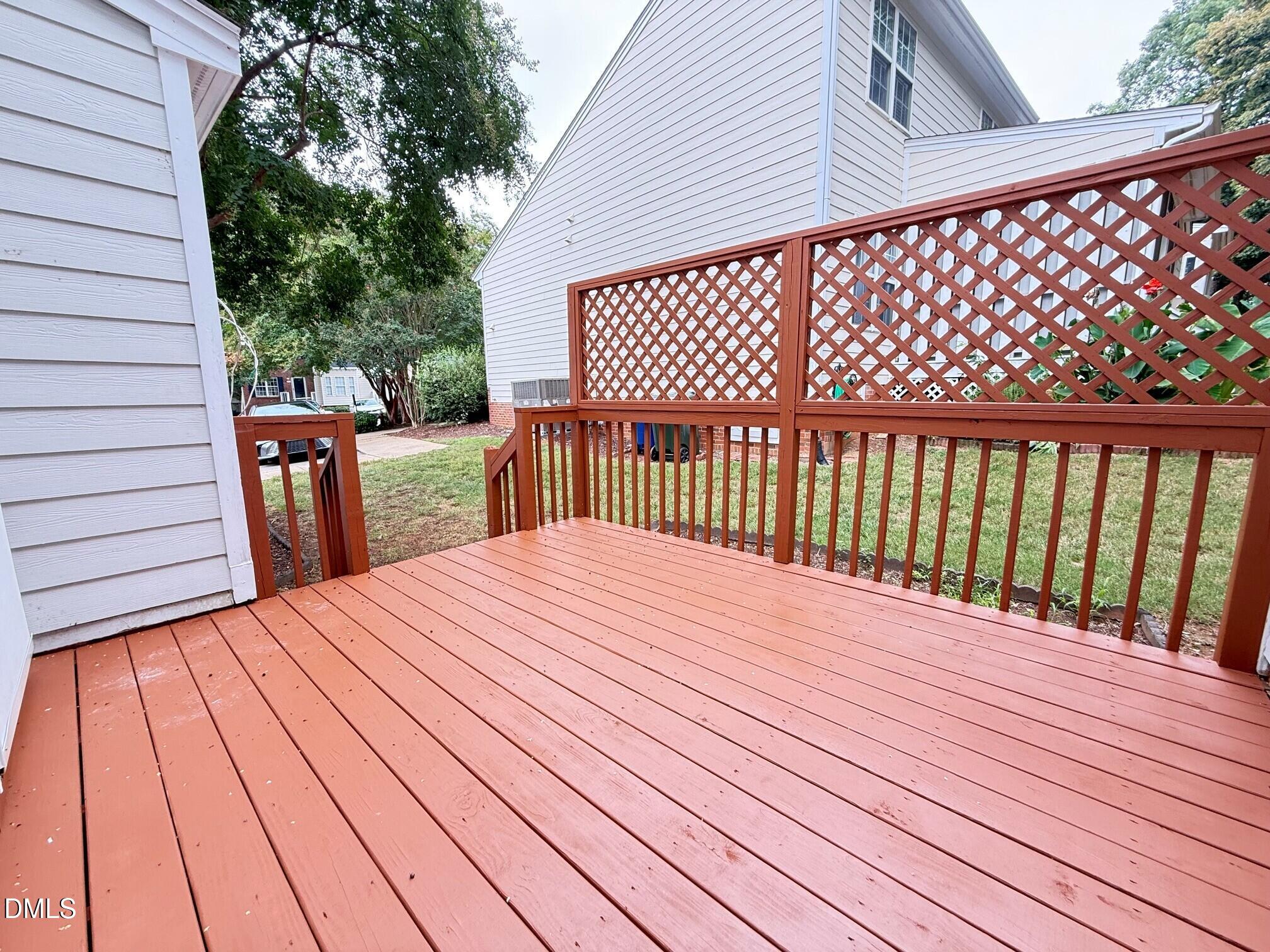 2701 Sterling Park Drive Property Photo 20