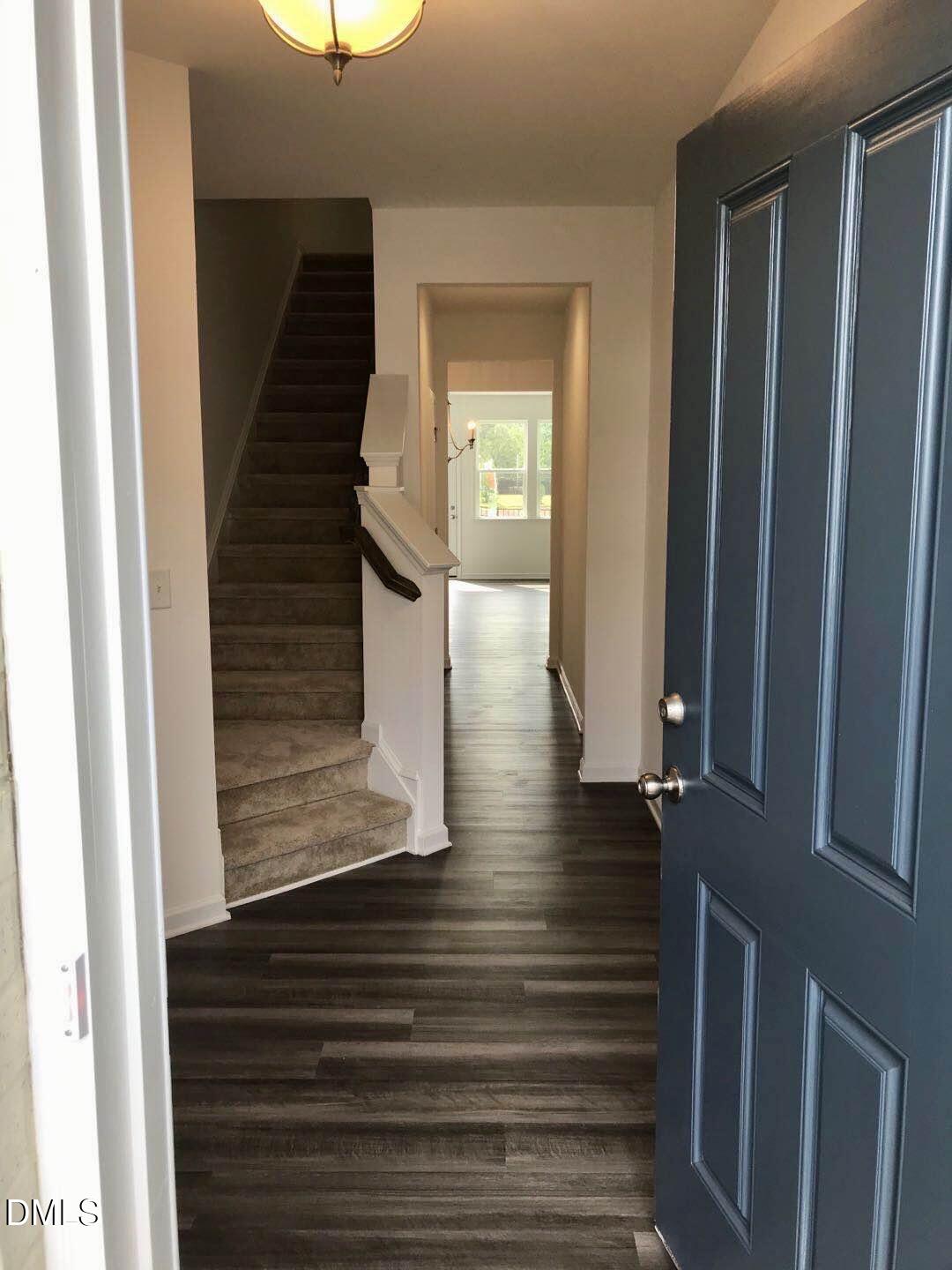 1007 Beyer Place Property Photo 4