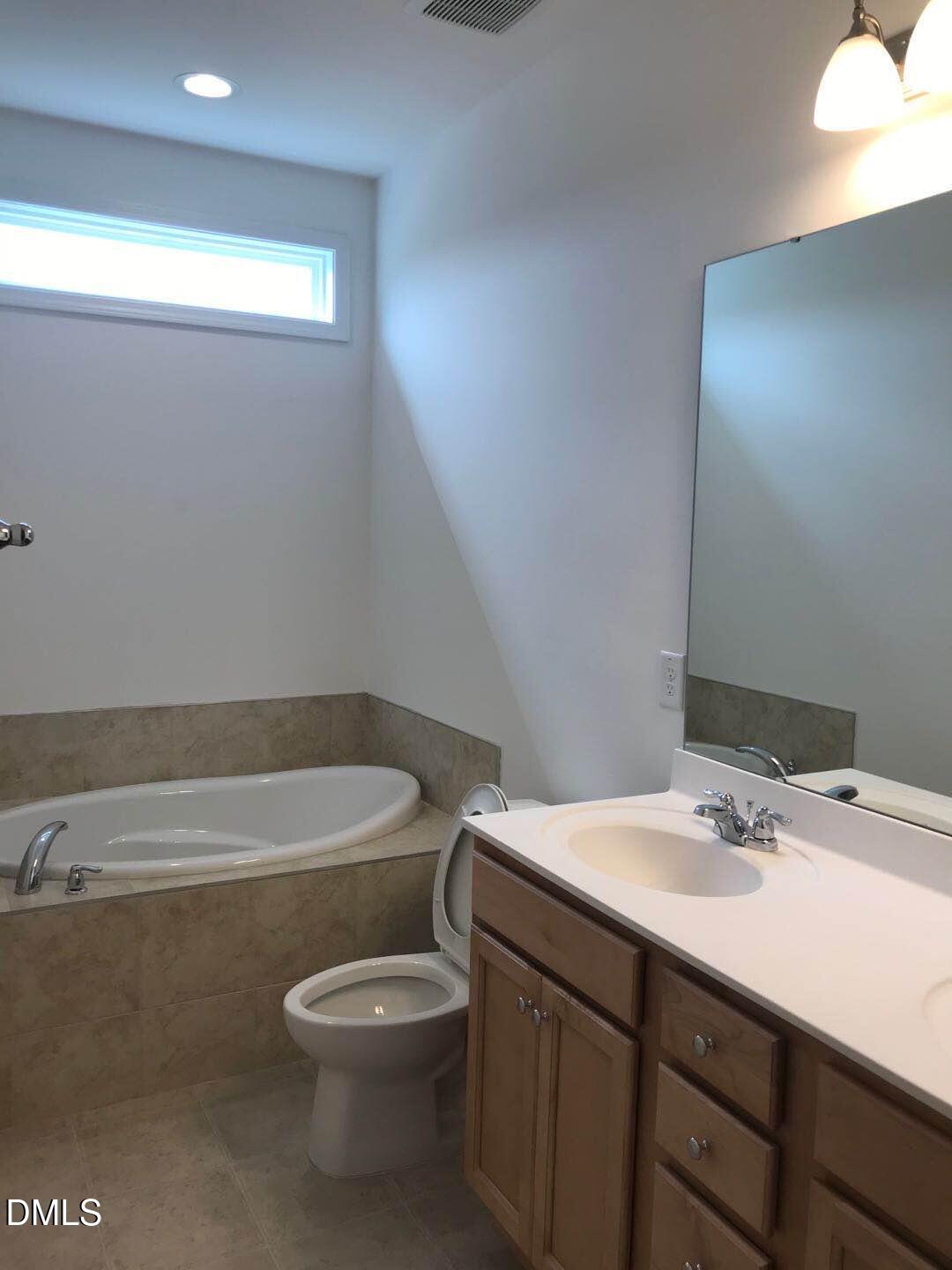 1007 Beyer Place Property Photo 18
