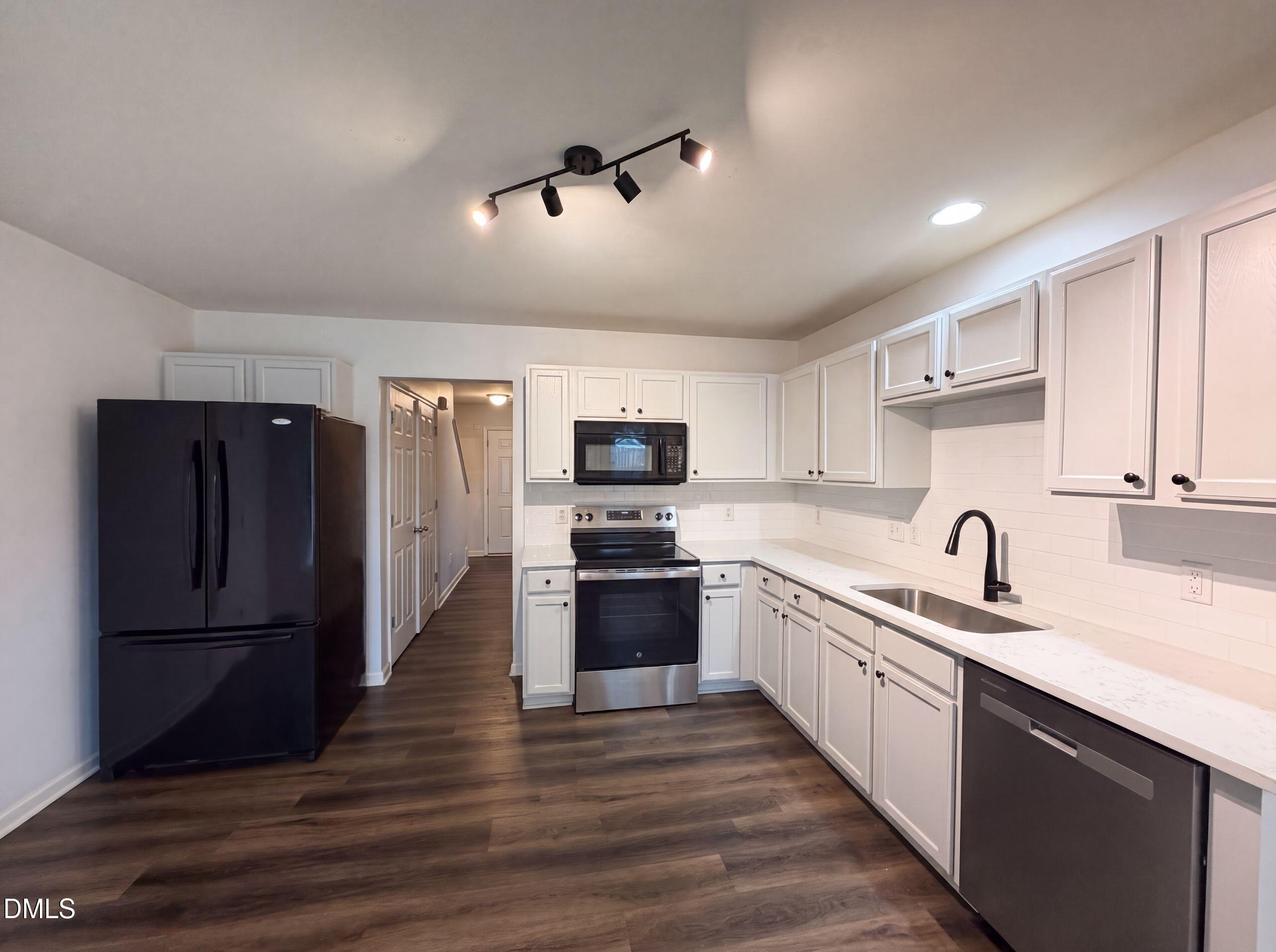 1448 Ricochet Drive Property Photo 2