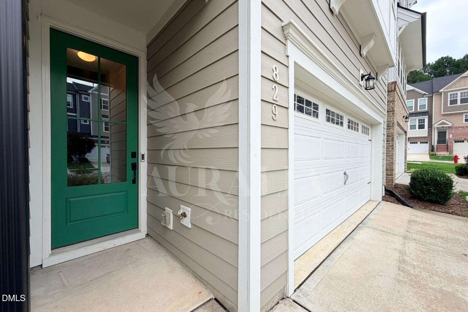 829 Amley Place Property Photo 3