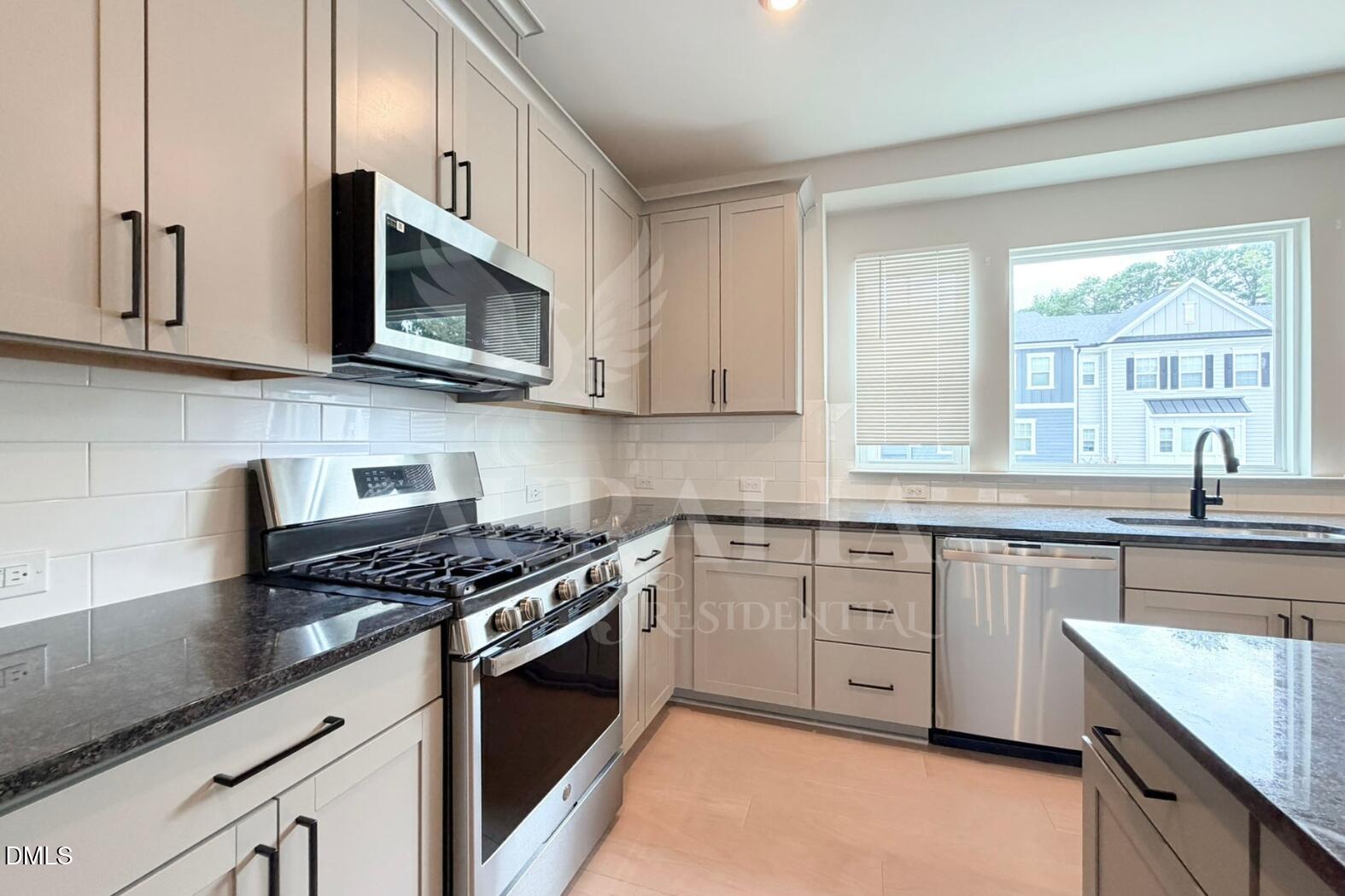 829 Amley Place Property Photo 19
