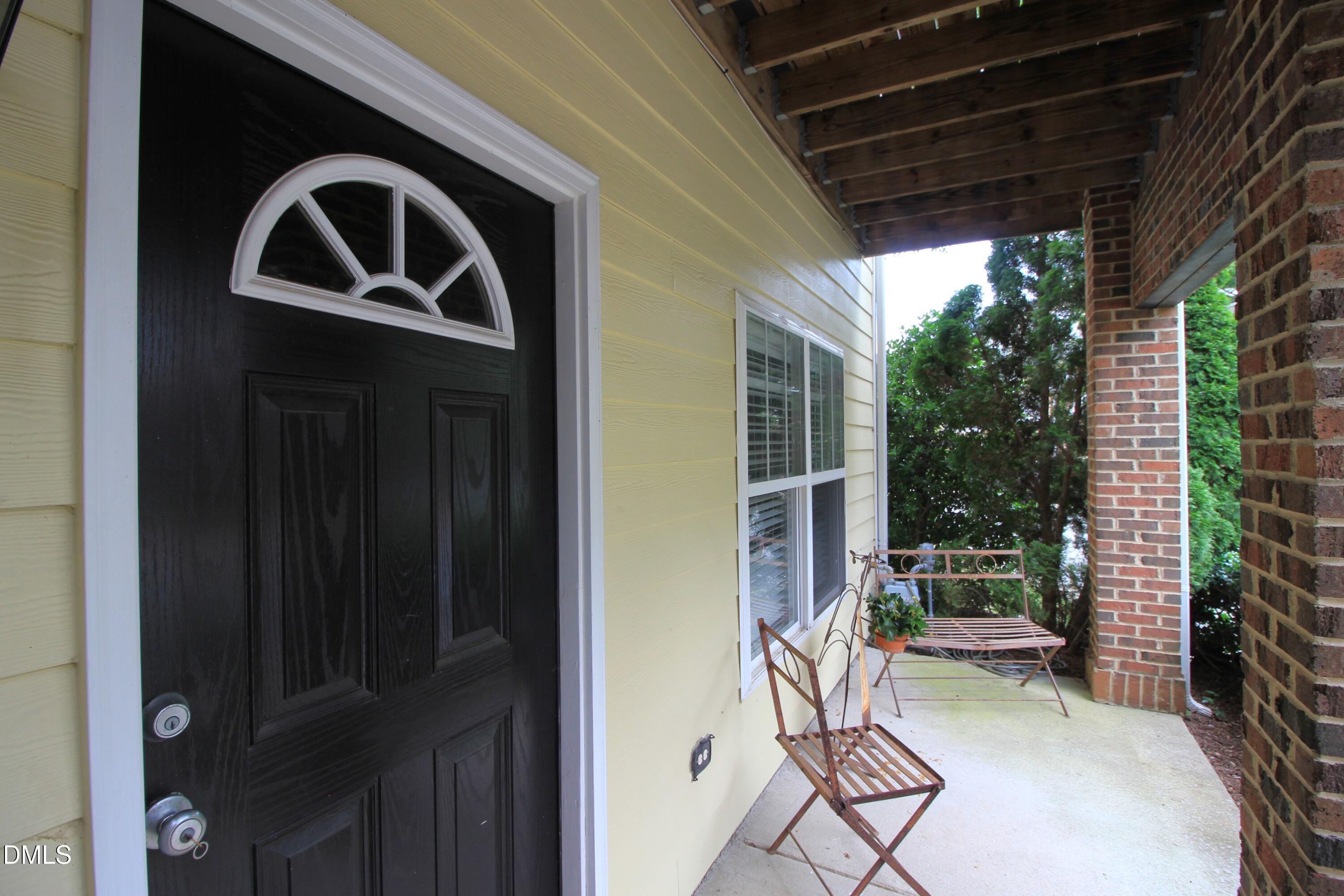 317 Kinellan Lane Property Photo 3