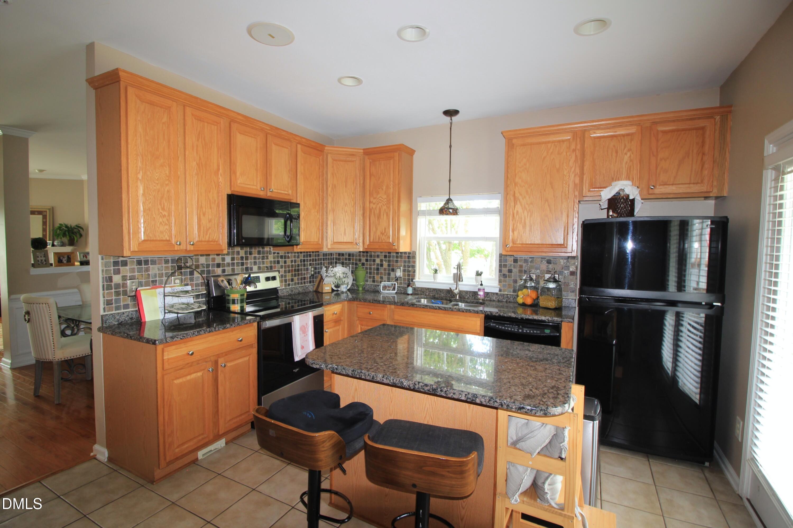 317 Kinellan Lane Property Photo 8