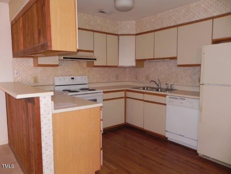 340 Summerwalk Circle Property Photo 6