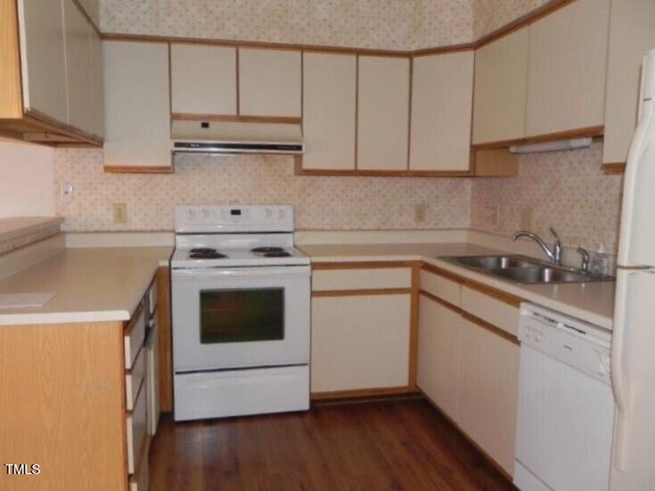 340 Summerwalk Circle Property Photo 7
