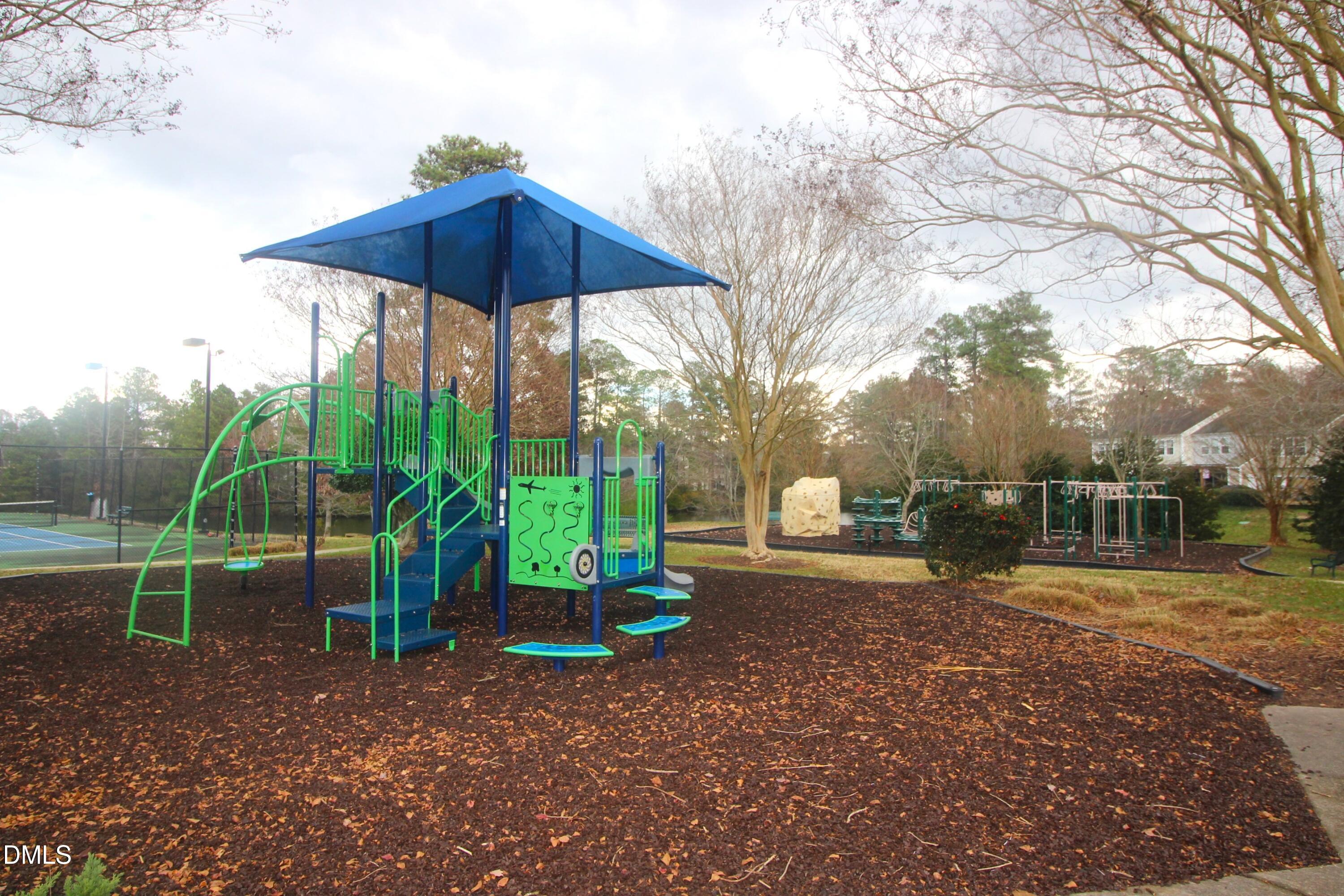 205 Whitney Oaks Lane Property Photo 16