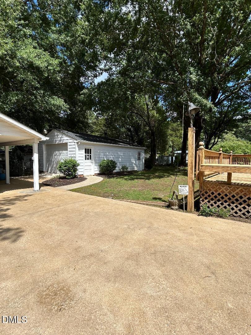 201 Forest Road Property Photo 4