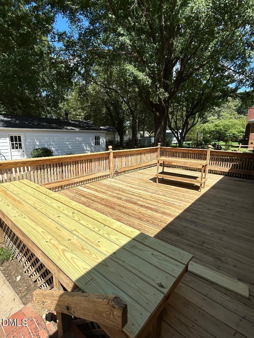 201 Forest Road Property Photo 6