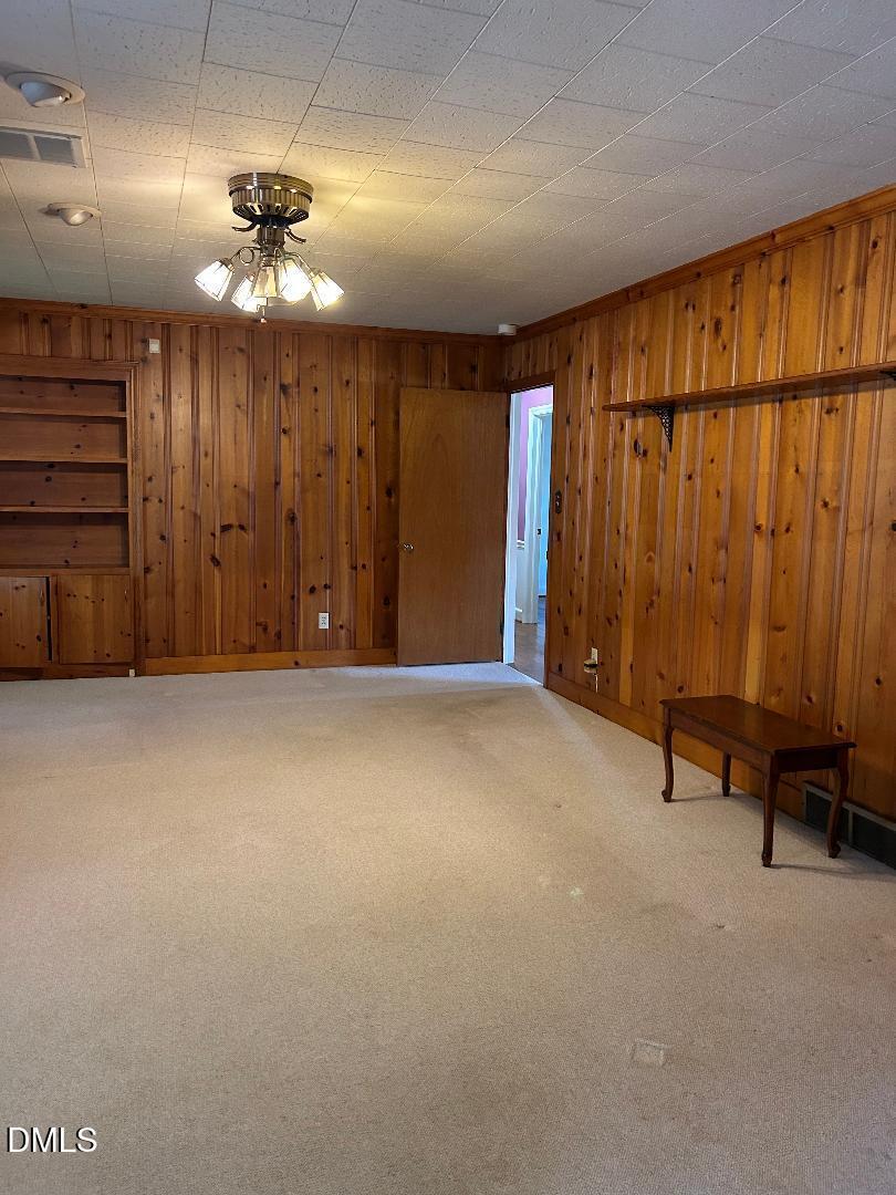 201 Forest Road Property Photo 30