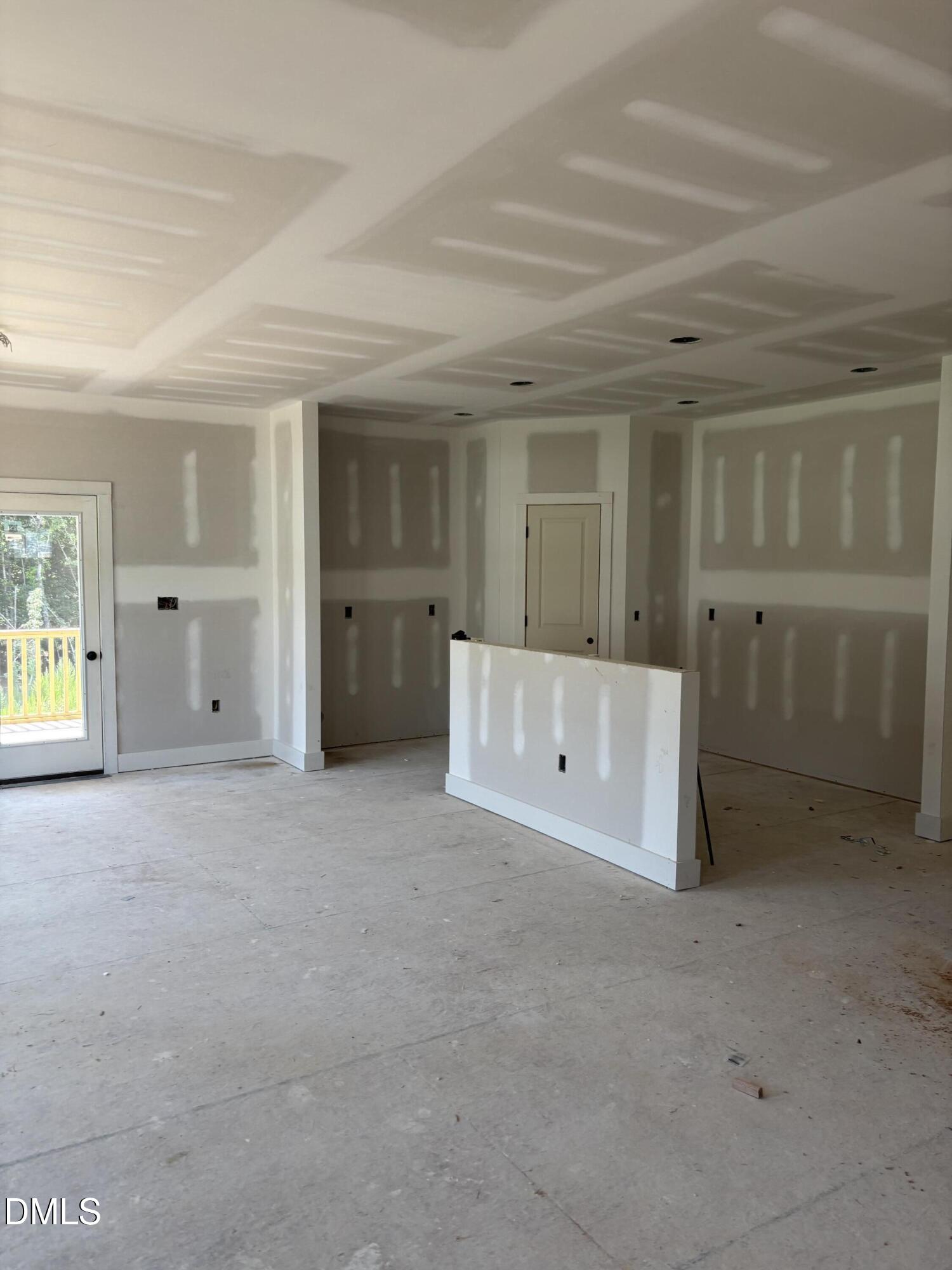553 Rye Way Property Photo 5