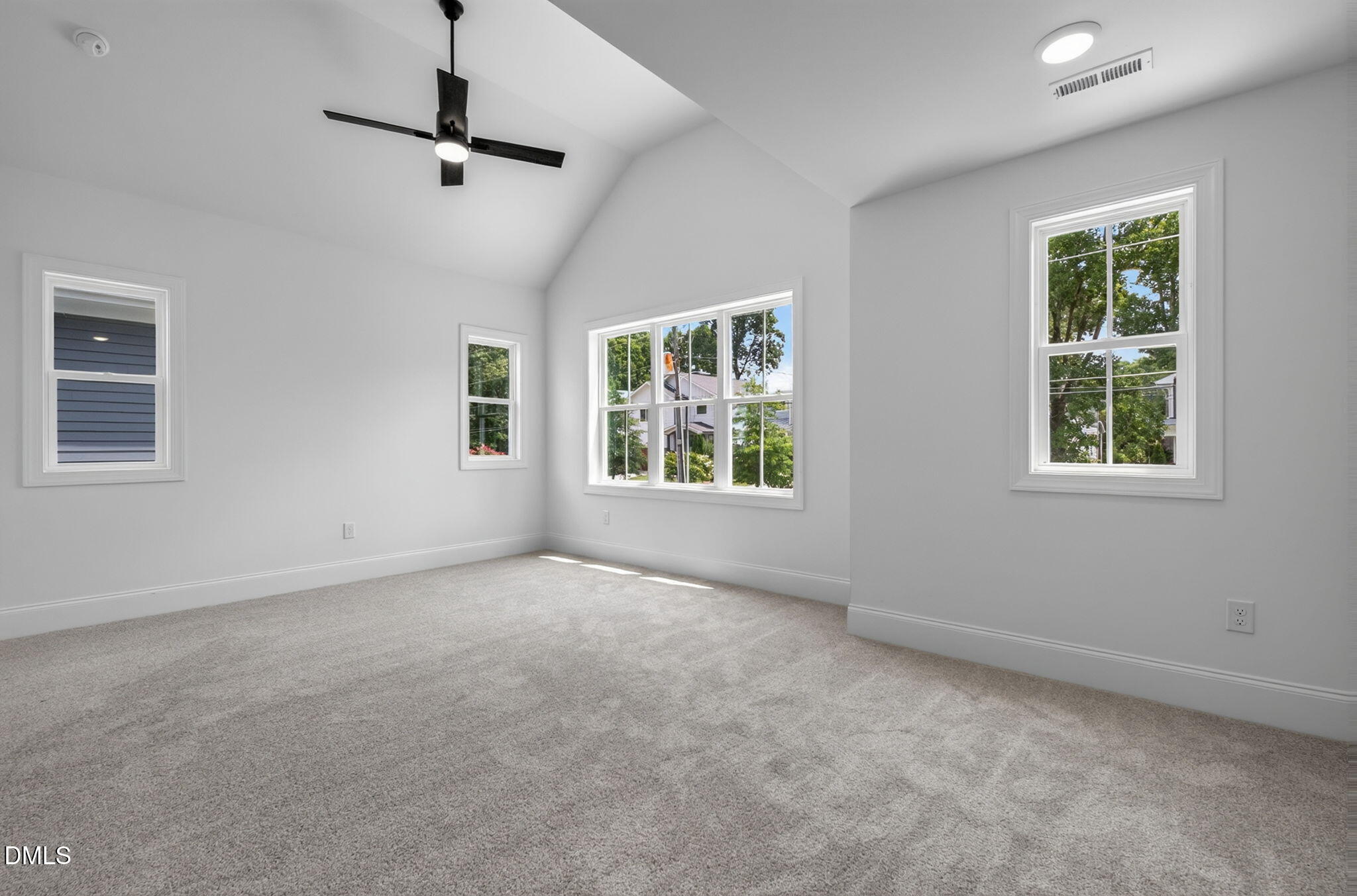 518 Heather Drive Property Photo 28